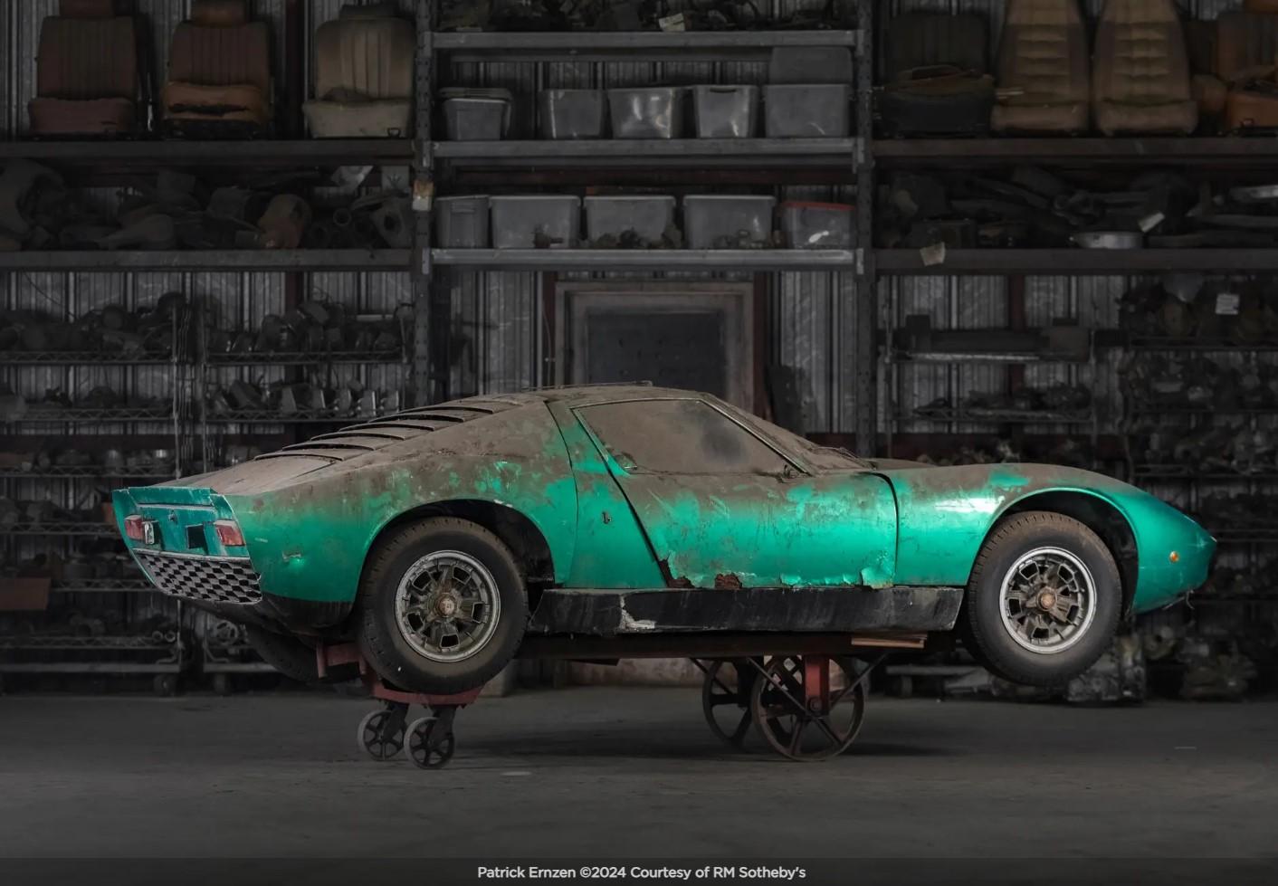 An Extremely Rare Historic Discovery: The Unveiling Of 3 Unrestored Lamborghini Miuras Worth Over 2 Million From A Junkyard! 30 Redfdit community 4