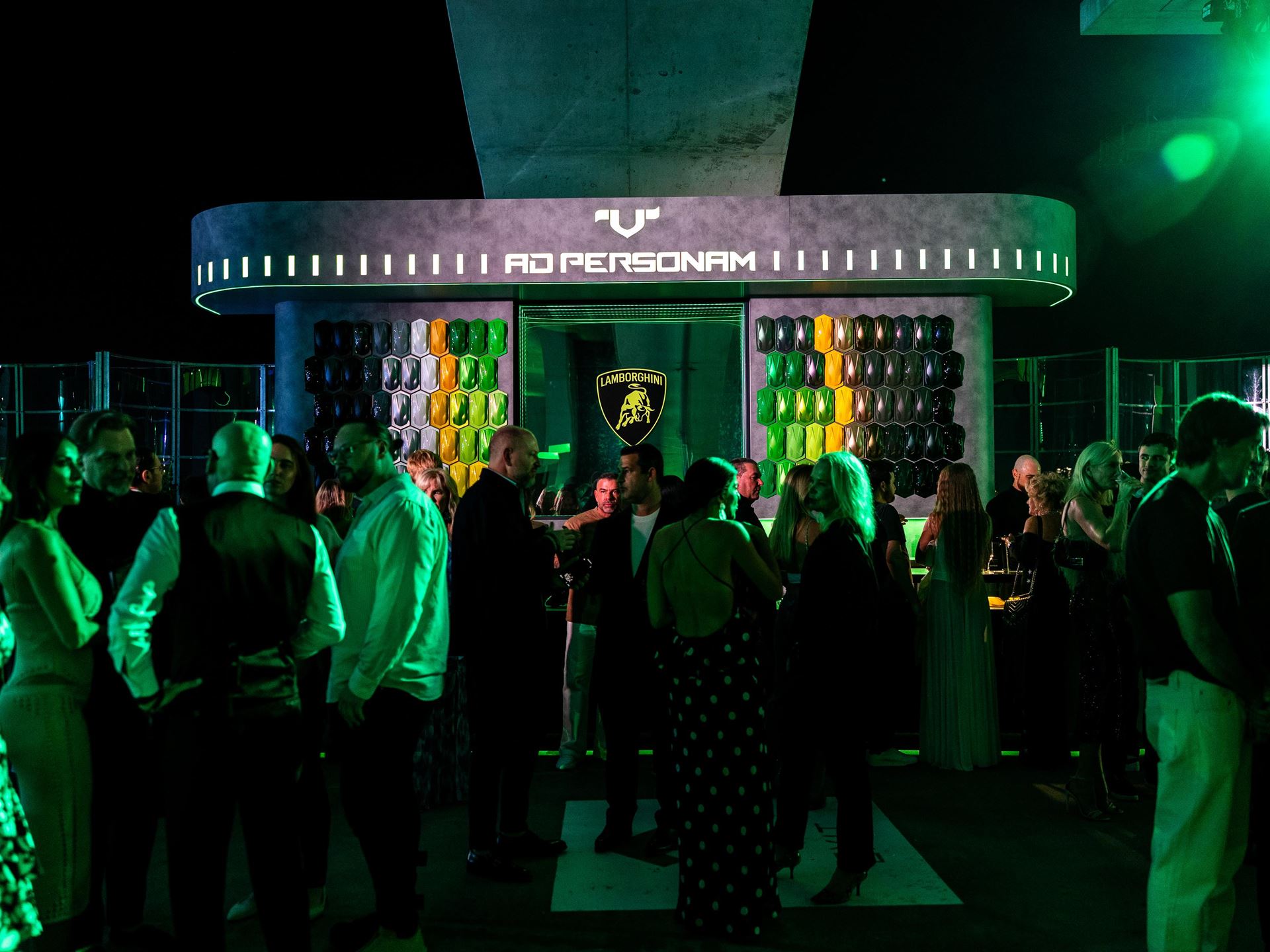 Event wide shot 019
