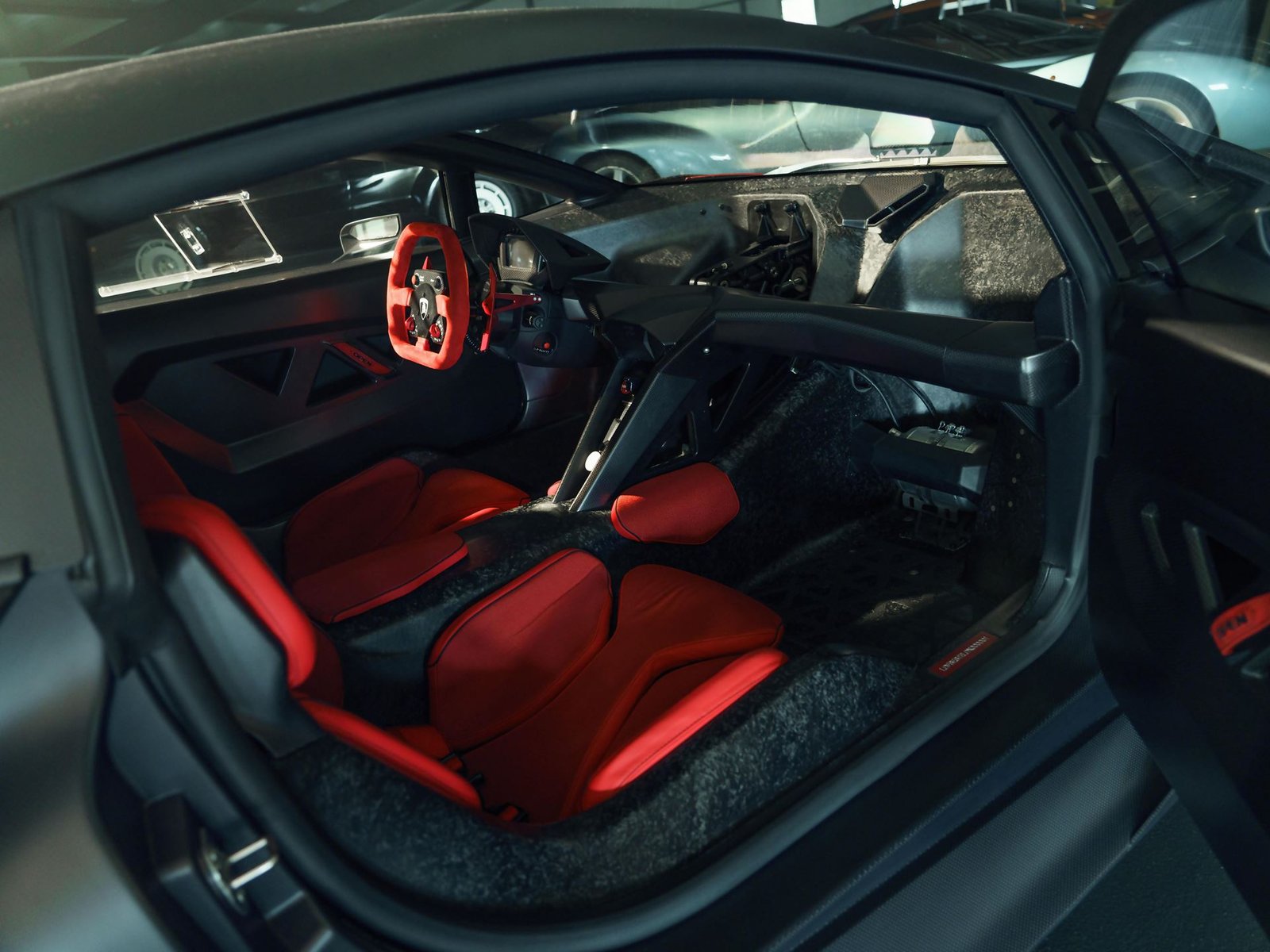 Si n roadster interior interior wide shot driver s side perspective 022