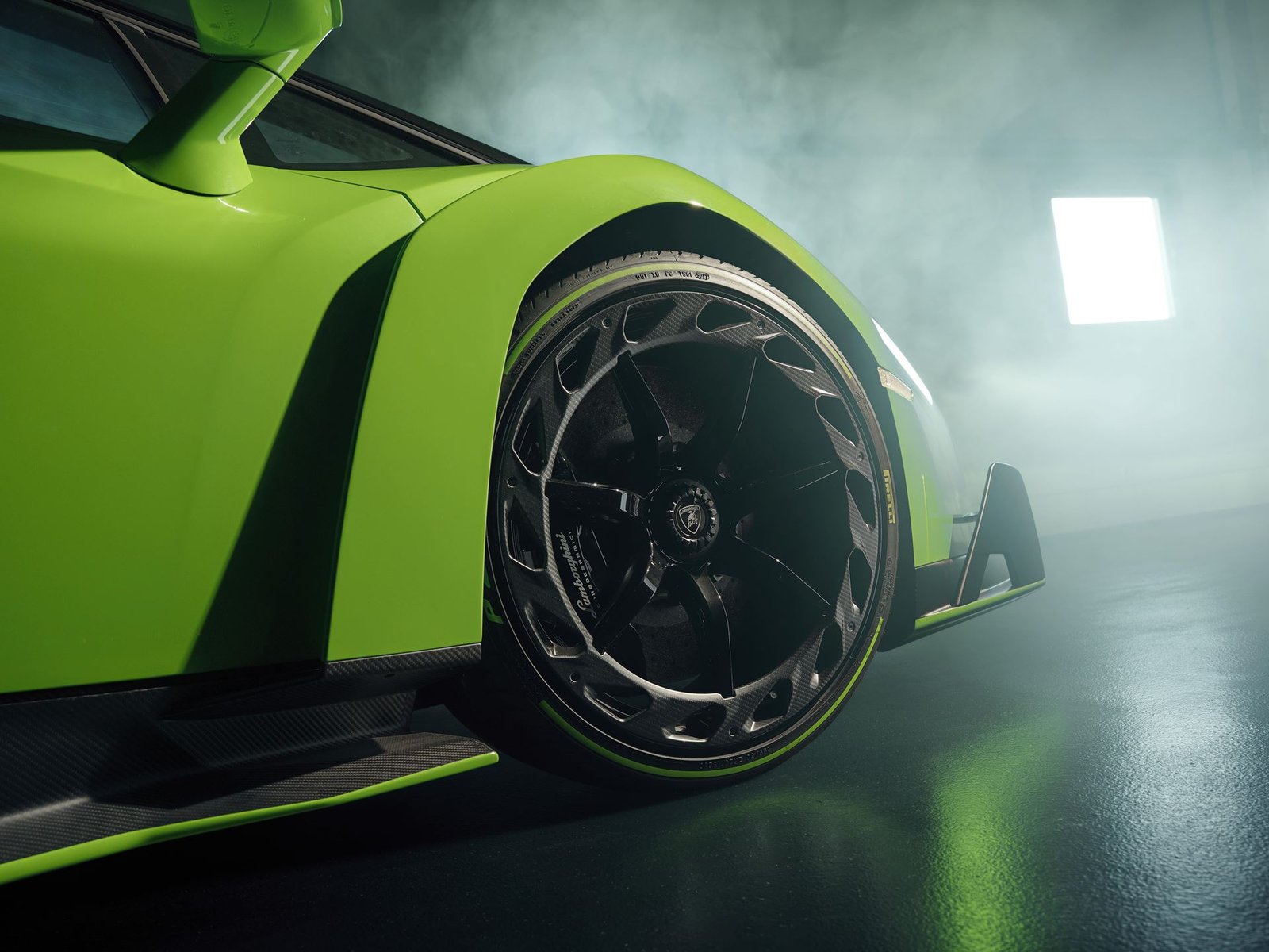 Veneno roadster other front wheel detail 037