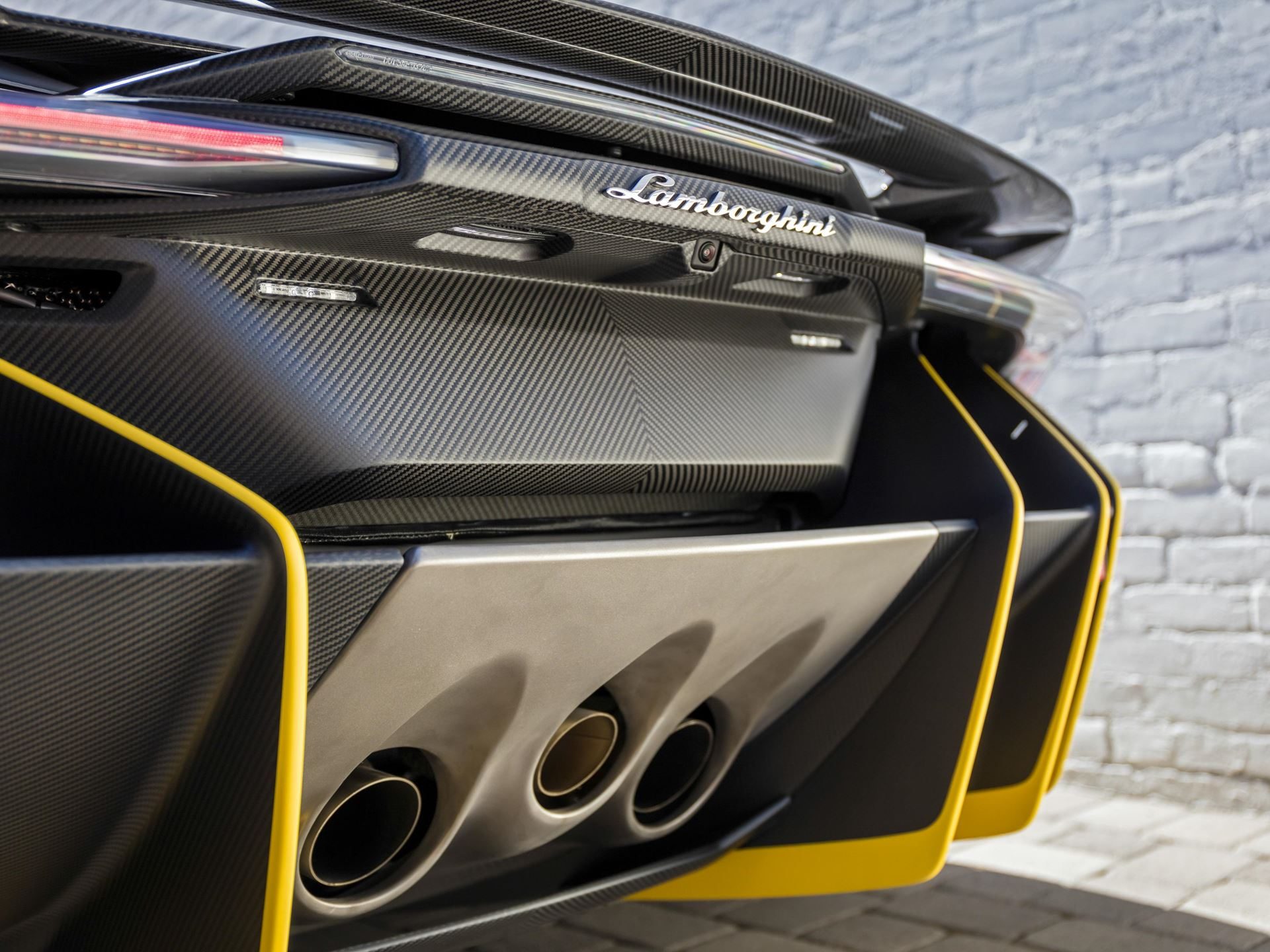 Lamborghini few off roadster fenomeno exterior 030
