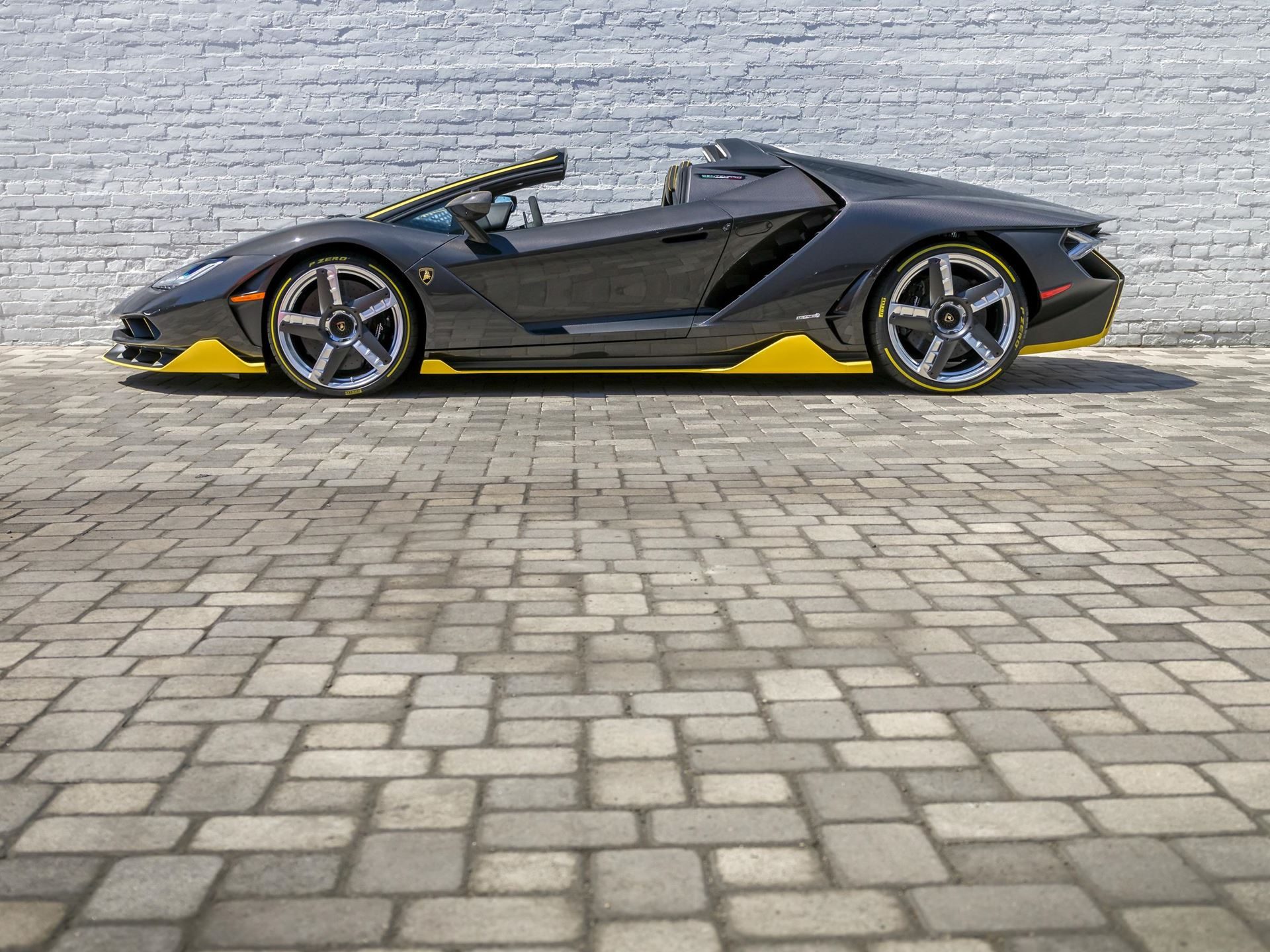 Lamborghini few off roadster fenomeno exterior 031