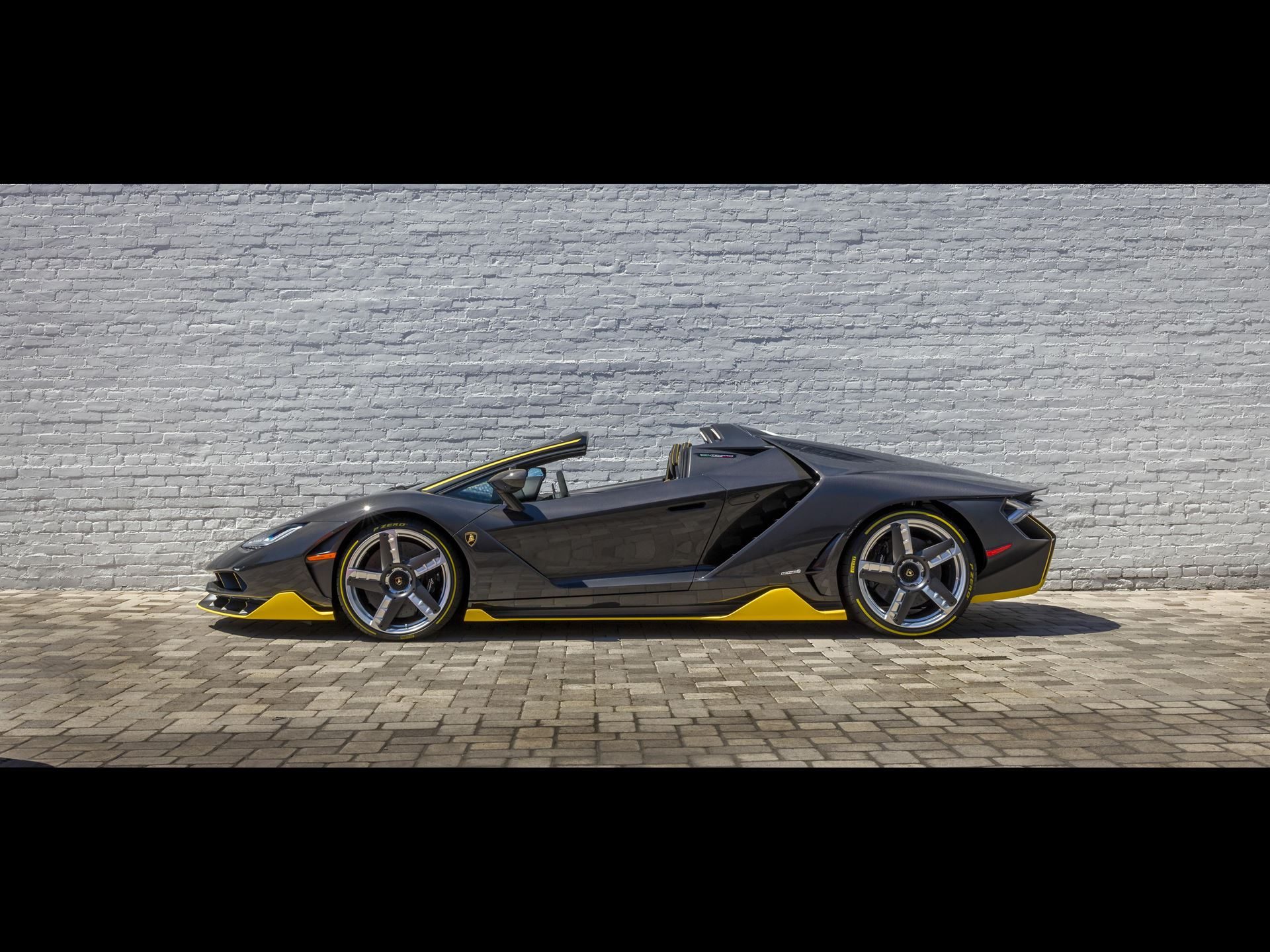 Lamborghini few off roadster fenomeno exterior 032
