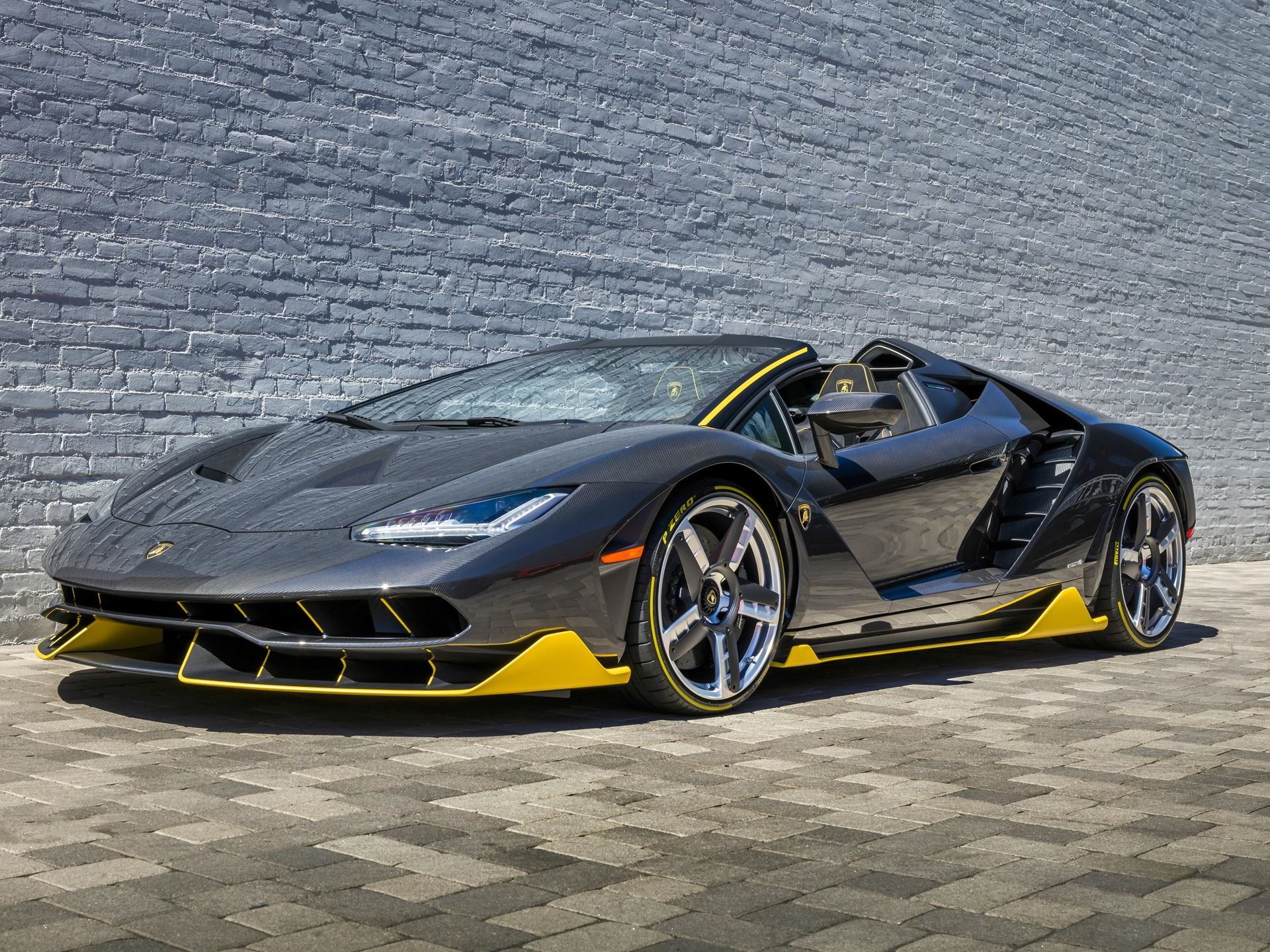 Lamborghini few off roadster fenomeno exterior 035