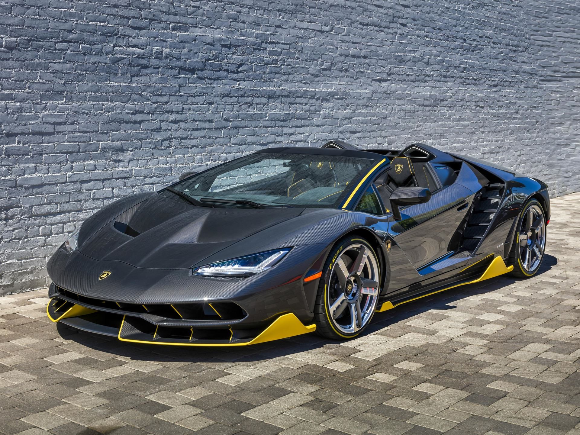 Lamborghini few off roadster fenomeno exterior 036