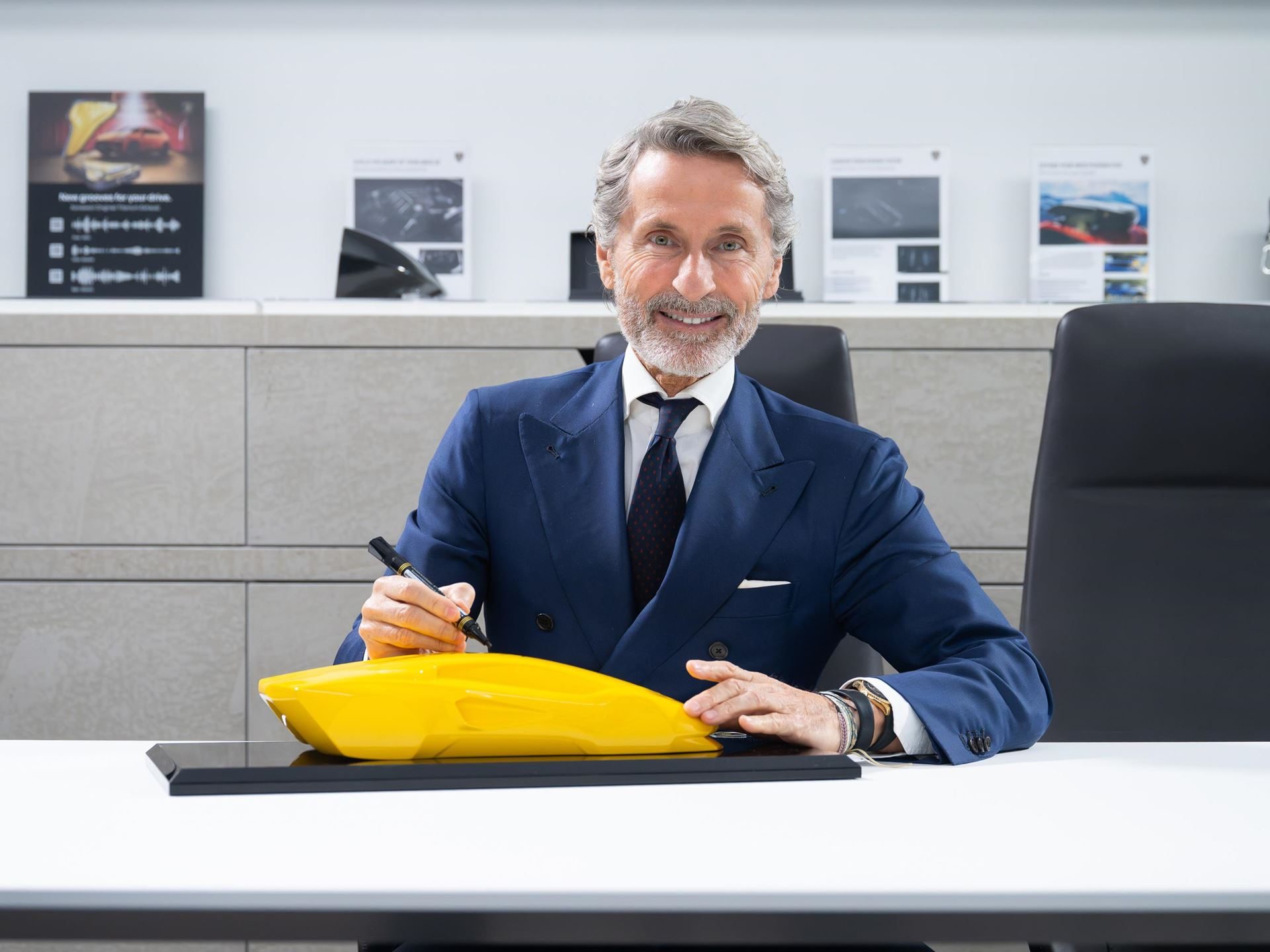 Lamborghini'S Fully Hybridized Lineup Lands In Poland As Katowice Showroom Opens For Business 23 Lamborghini katowice showroom poland hybrid lineup other 014