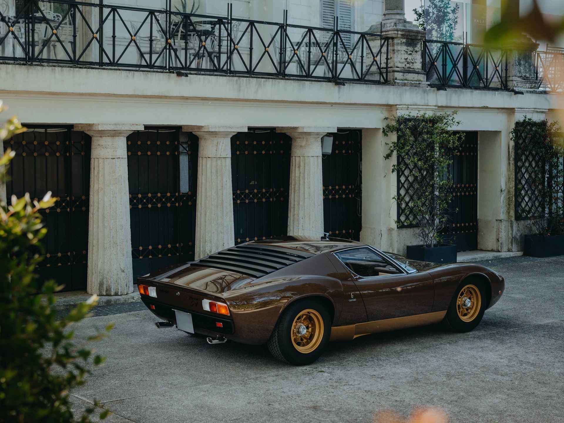 Polo Storico'S Three-Year Miura Sv Rebuild Shows Why Factory Certification Commands A Premium 95 Polo storico miura sv restoration 2026 exterior 041