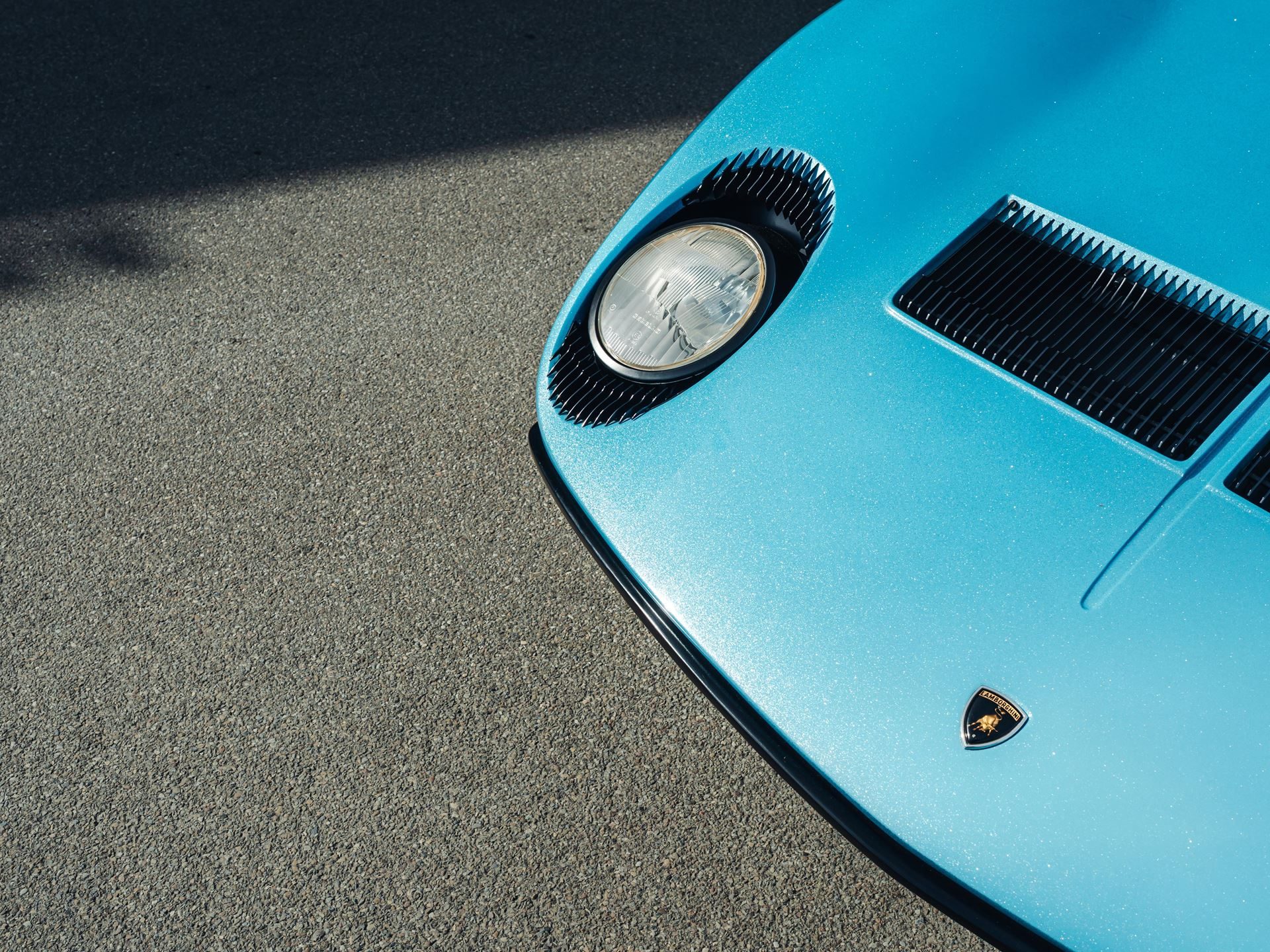 Lamborghini'S Ad Personam Turns 20 With A Miura-Inspired Paint That 96% Of Buyers Should Care About 35 Azzurro 20 anniversary ad personam color draft 72cdf3e8 detail 012