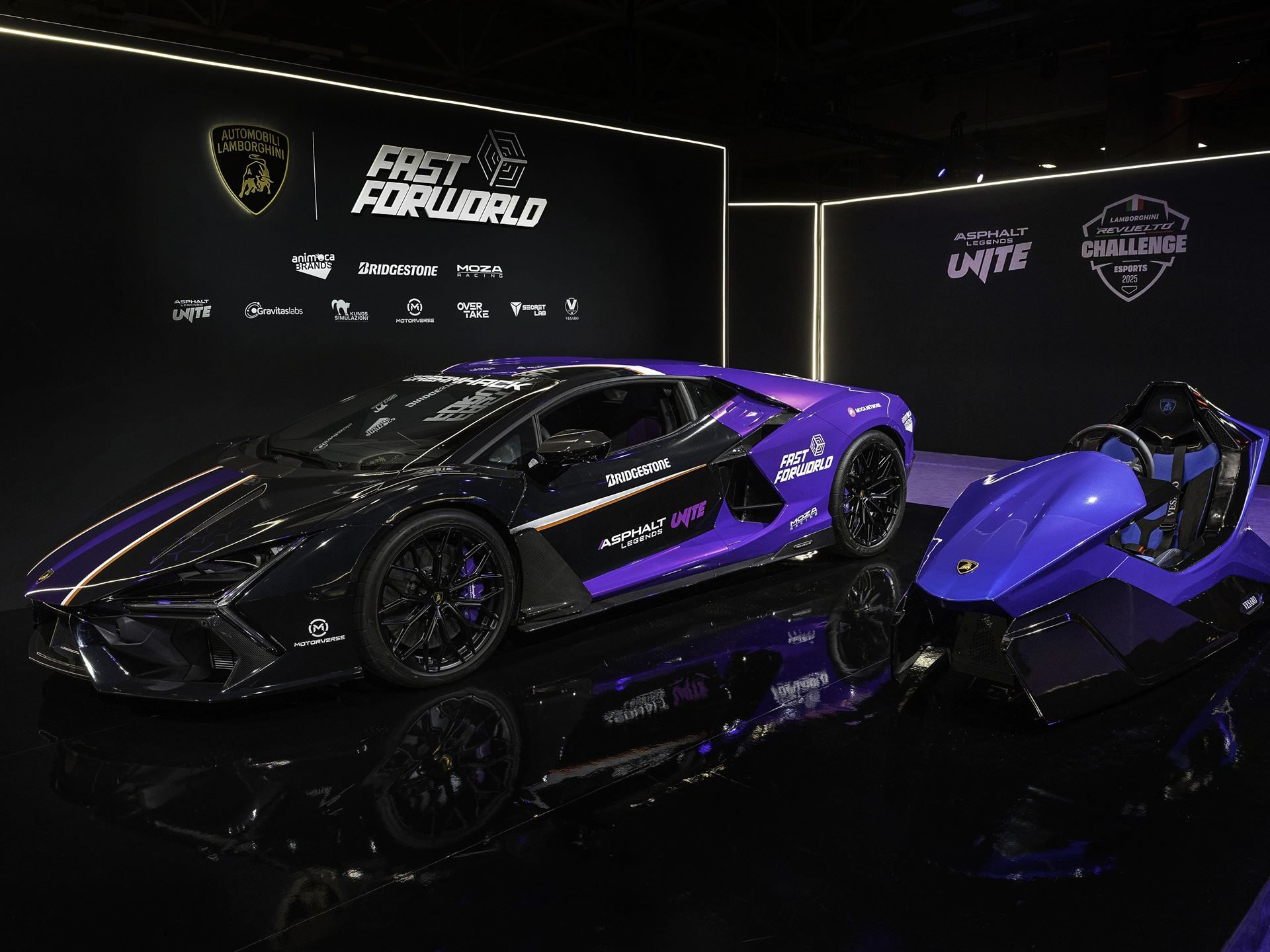 Lamborghini Crashed A Gaming Festival With A 1015 Hp Revuelto, Racing Simulators, And A Plan To Win Over A New Generation 3 Close-up of the lamborghini revuelto in custom livery displayed at dreamhack dallas 2025 alongside a racing simulator pod