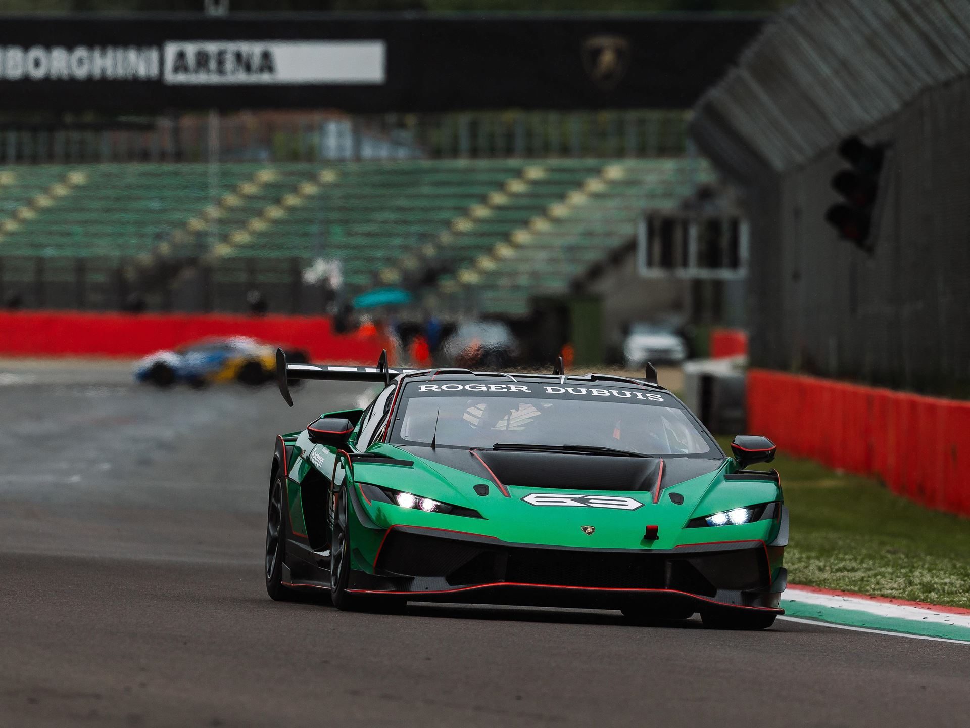 Fenomeno Roadster: 15 Units Of 1,080 Cv Open-Top V12 Fury Headline Lamborghini Arena 2026 31 Lamborghini fenomeno roadster arena 2026 draft bdac7136 action 011