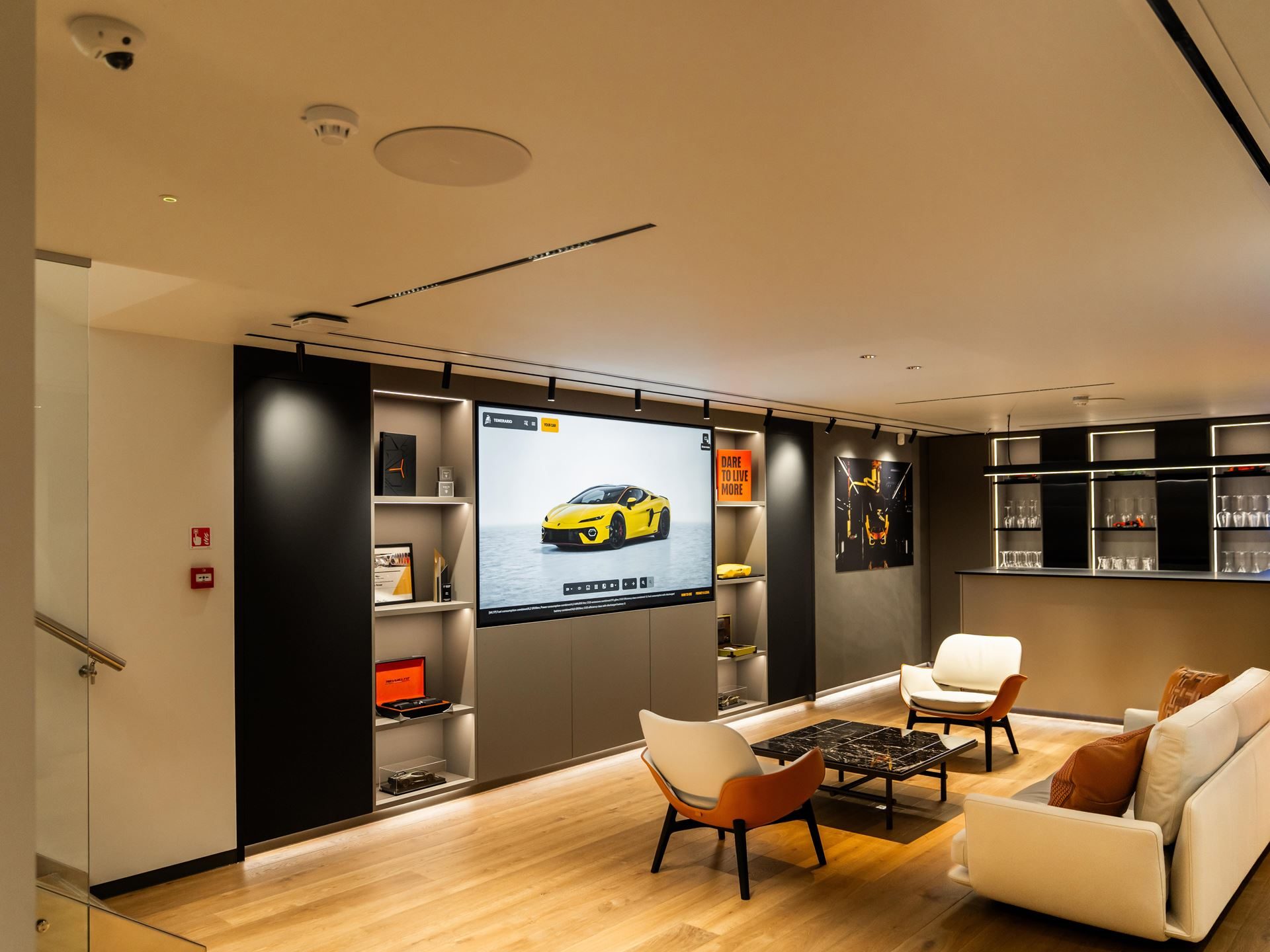 Lamborghini Plants Its Hybrid-Era Flag In Berkeley Square With Europe'S Most Extensive Ad Personam Display 23 Lamborghini mayfair berkeley square opening draft 86ea019a other 011
