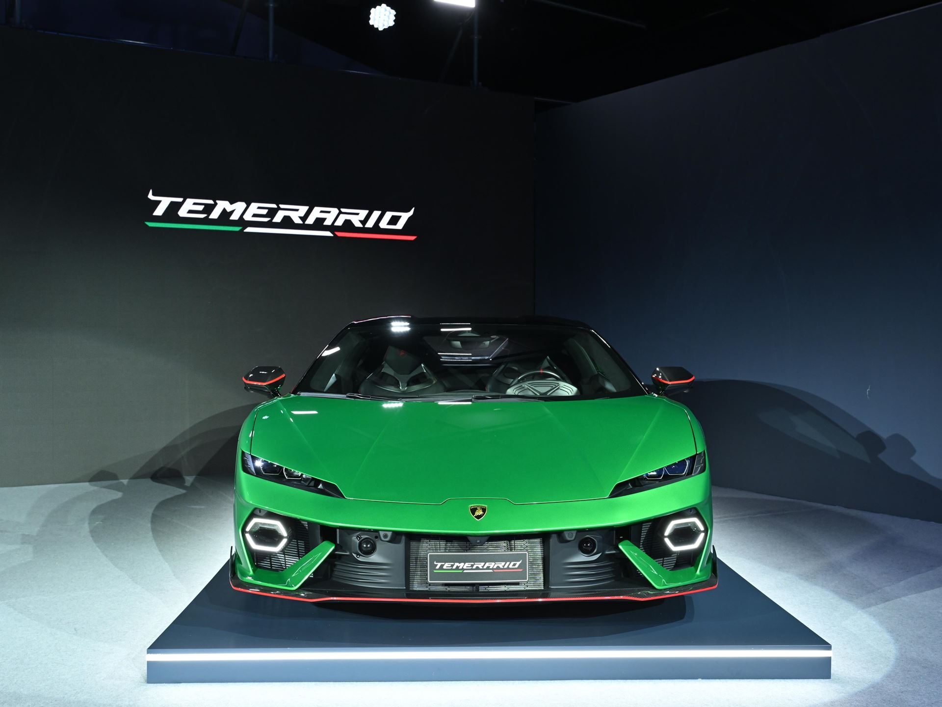 Lamborghini Temerario Lands In Korea With A 10,000-Rpm V8 That Borrows From Racing Engines 15 Lamborghini temerario korea debut v8 hybrid draft acacfa5c other 007