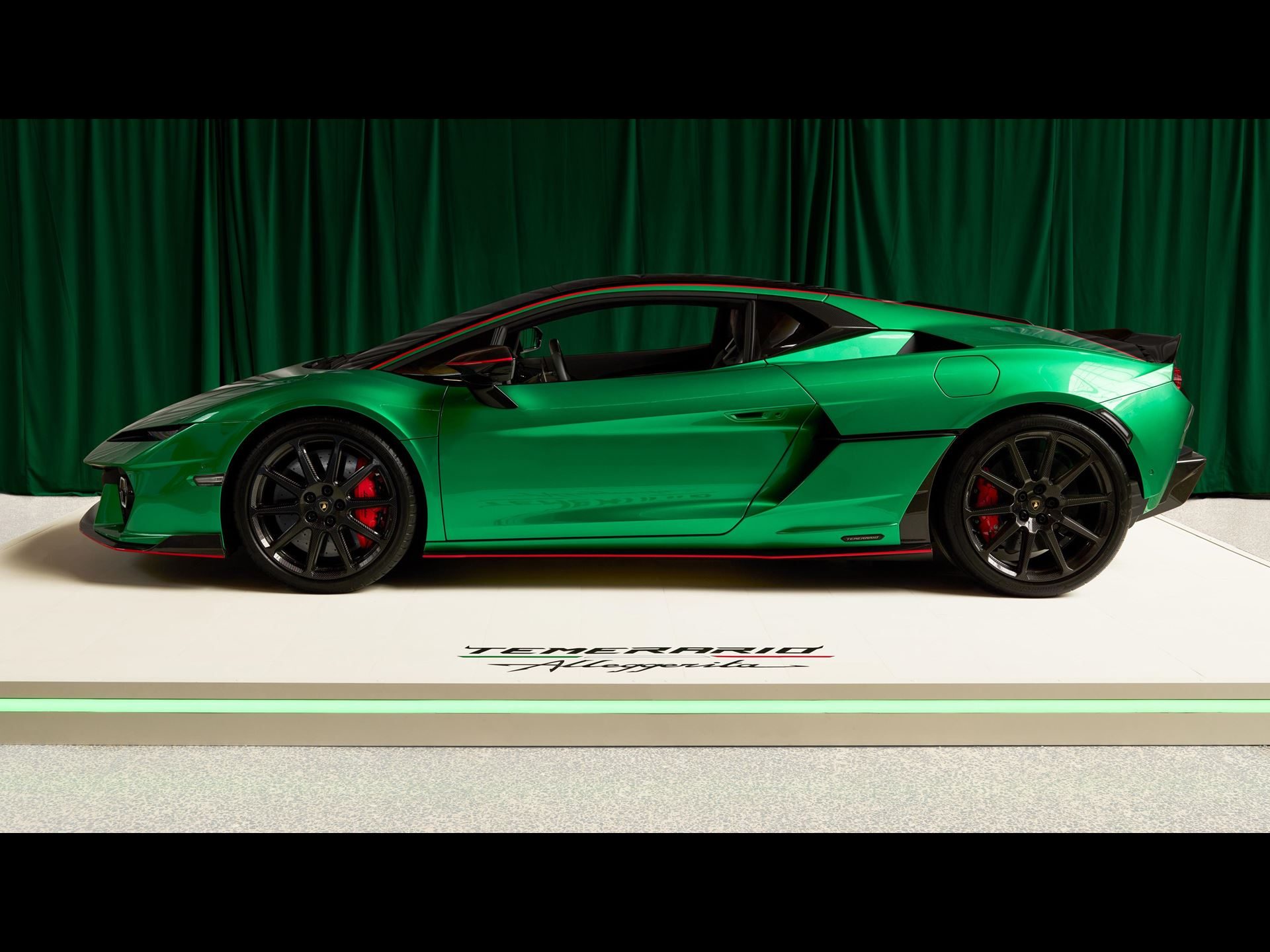 Green Lamborghini Temerario Alleggerita in studio setting showing side profile with red accent lines and black wheels