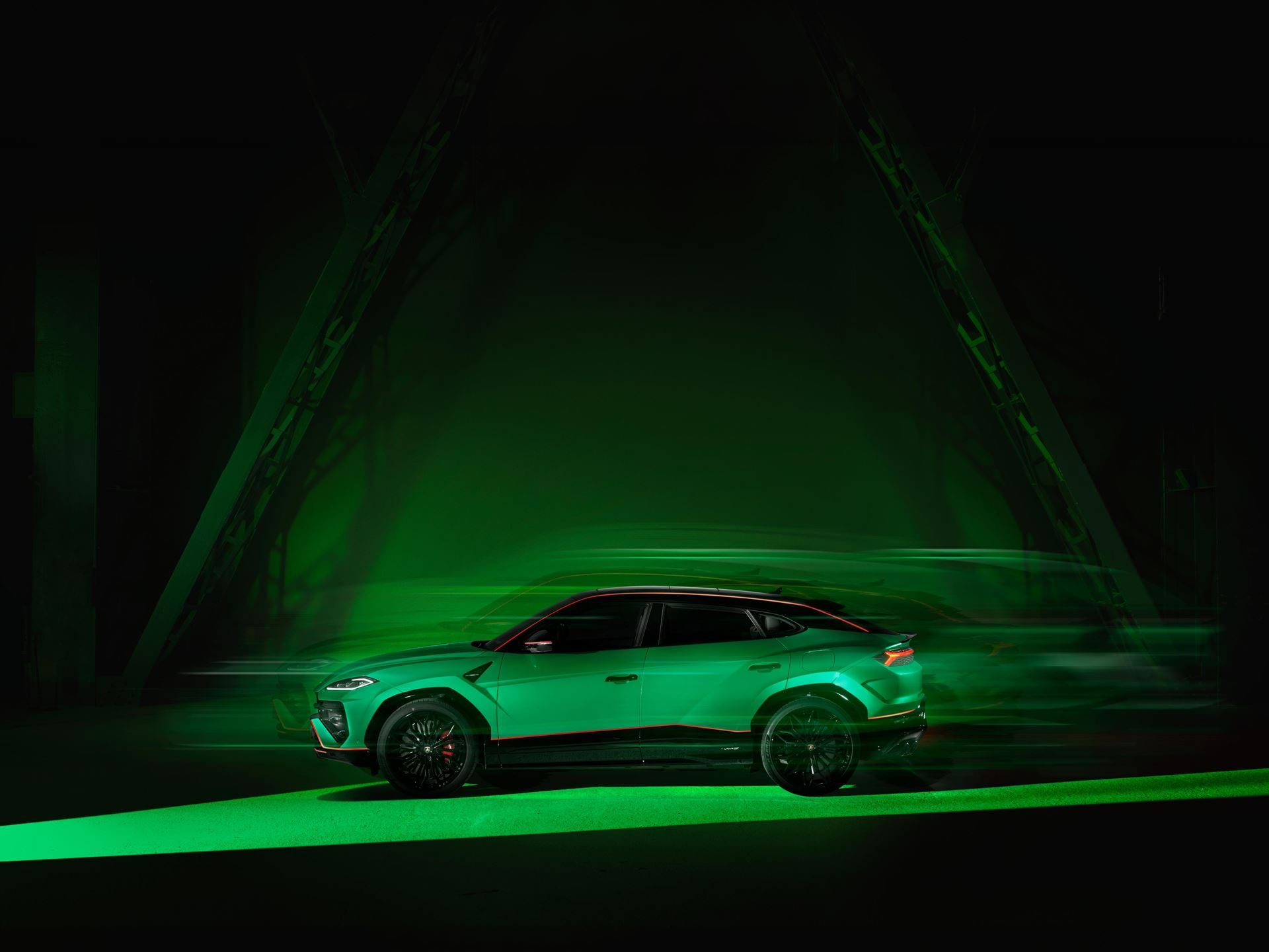 Lamborghini Urus Se Tettonero: 630 Units, 70+ Configs, And The Math Of Manufactured Exclusivity 41 Lamborghini urus se tettonero capsule action 016