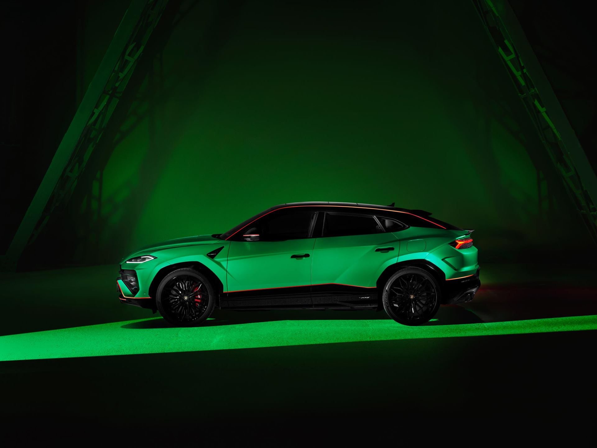 Lamborghini Urus Se Tettonero: 630 Units, 70+ Configs, And The Math Of Manufactured Exclusivity 17 Lamborghini urus se tettonero capsule exterior 001