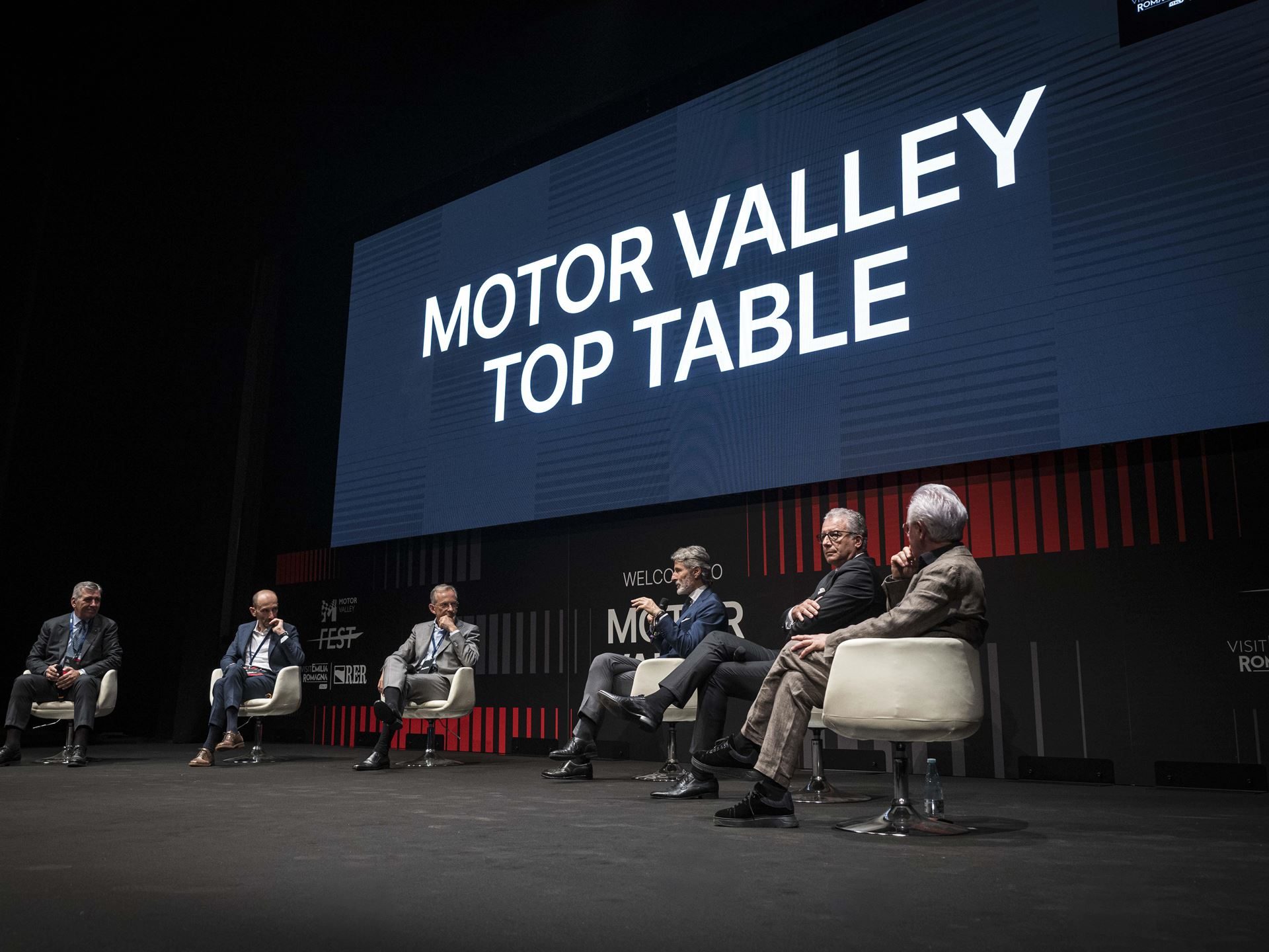 Lamborghini'S Urus Se 'Tettonero' Capsule Turns Motor Valley Fest Into A Masterclass In Bespoke Hybrid Luxury 9 Lamborghini urus se tettonero motor valley fe draft aedf0f37 event 004