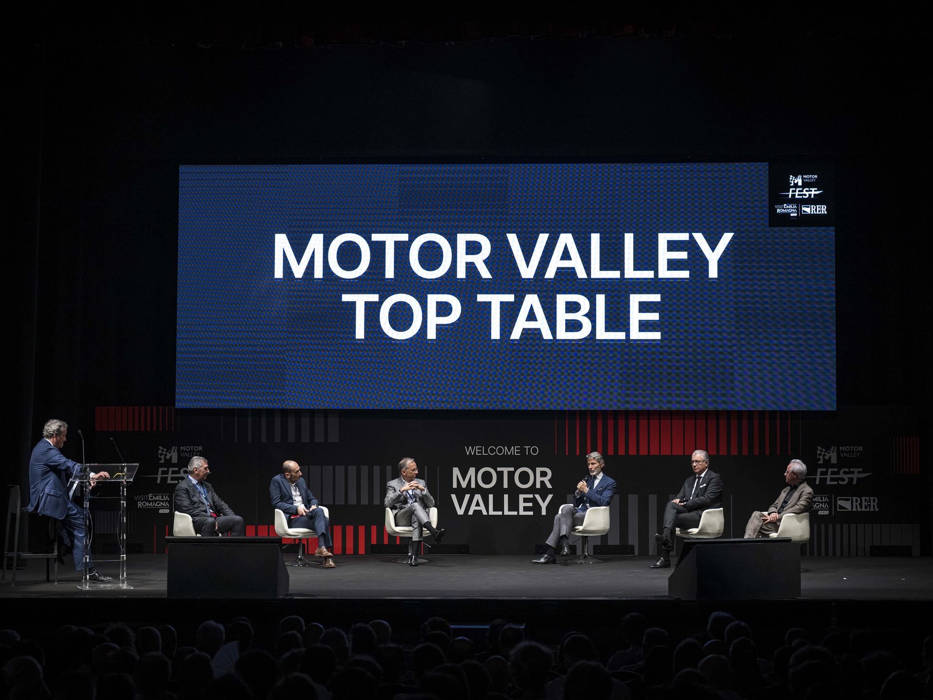 Lamborghini'S Urus Se 'Tettonero' Capsule Turns Motor Valley Fest Into A Masterclass In Bespoke Hybrid Luxury 13 Lamborghini urus se tettonero motor valley fe draft aedf0f37 event 006