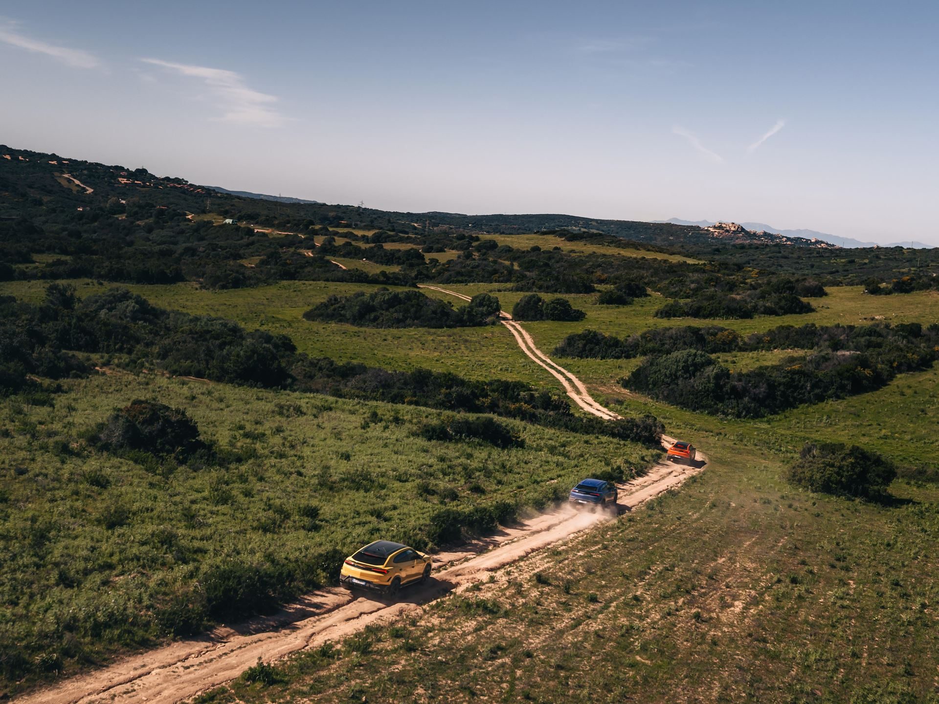 The Urus Se Staked Lamborghini'S Hybrid Credibility On Sardinian Dirt 17 Urus se esperienza terra sardegna draft 8b55fcc8 action 008