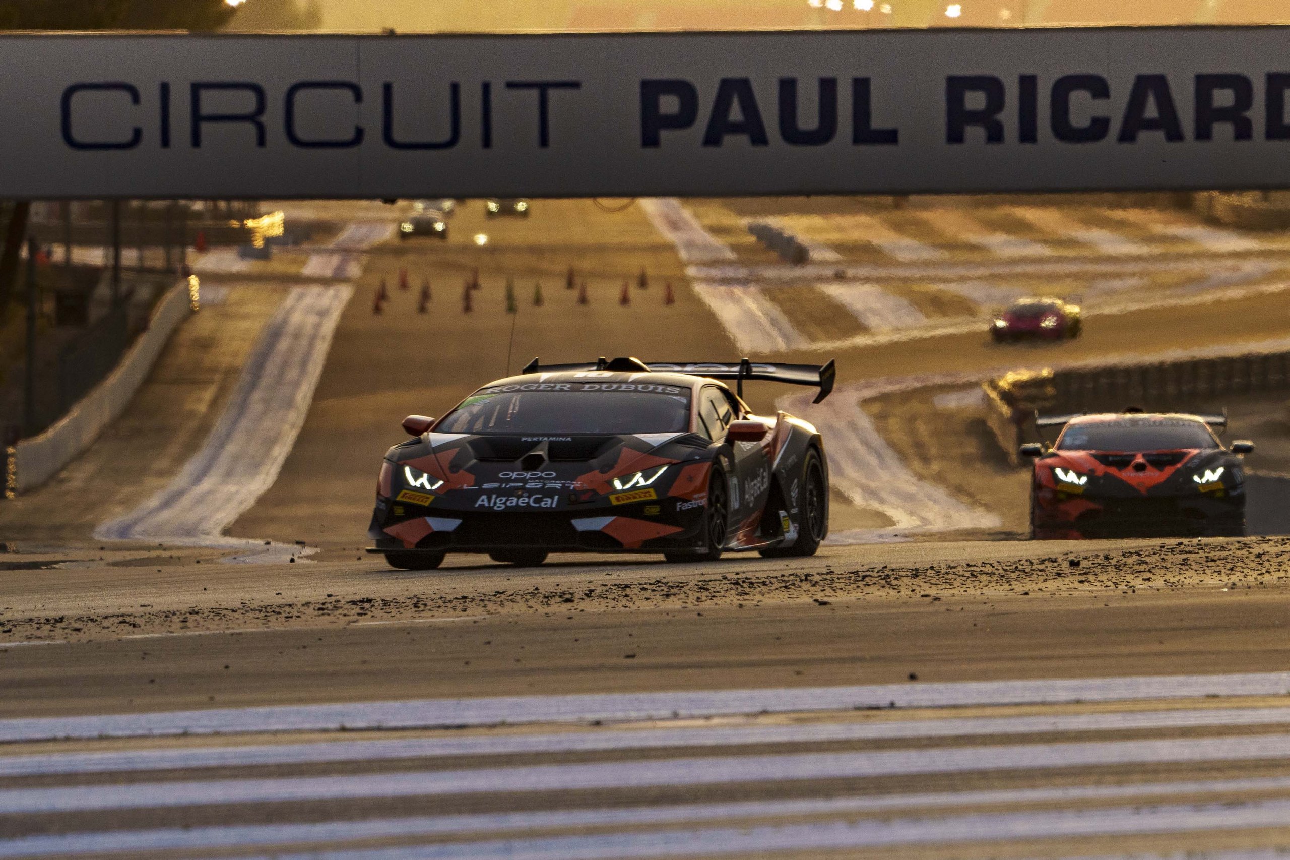 The Huracán Super Trofeo Evo2 Gets Its First Full Season: Six Rounds, Five Countries, And A Preview Of Lamborghini'S Design Future 5 Two lamborghini huracán super trofeo evo2 race cars at circuit paul ricard during golden hour