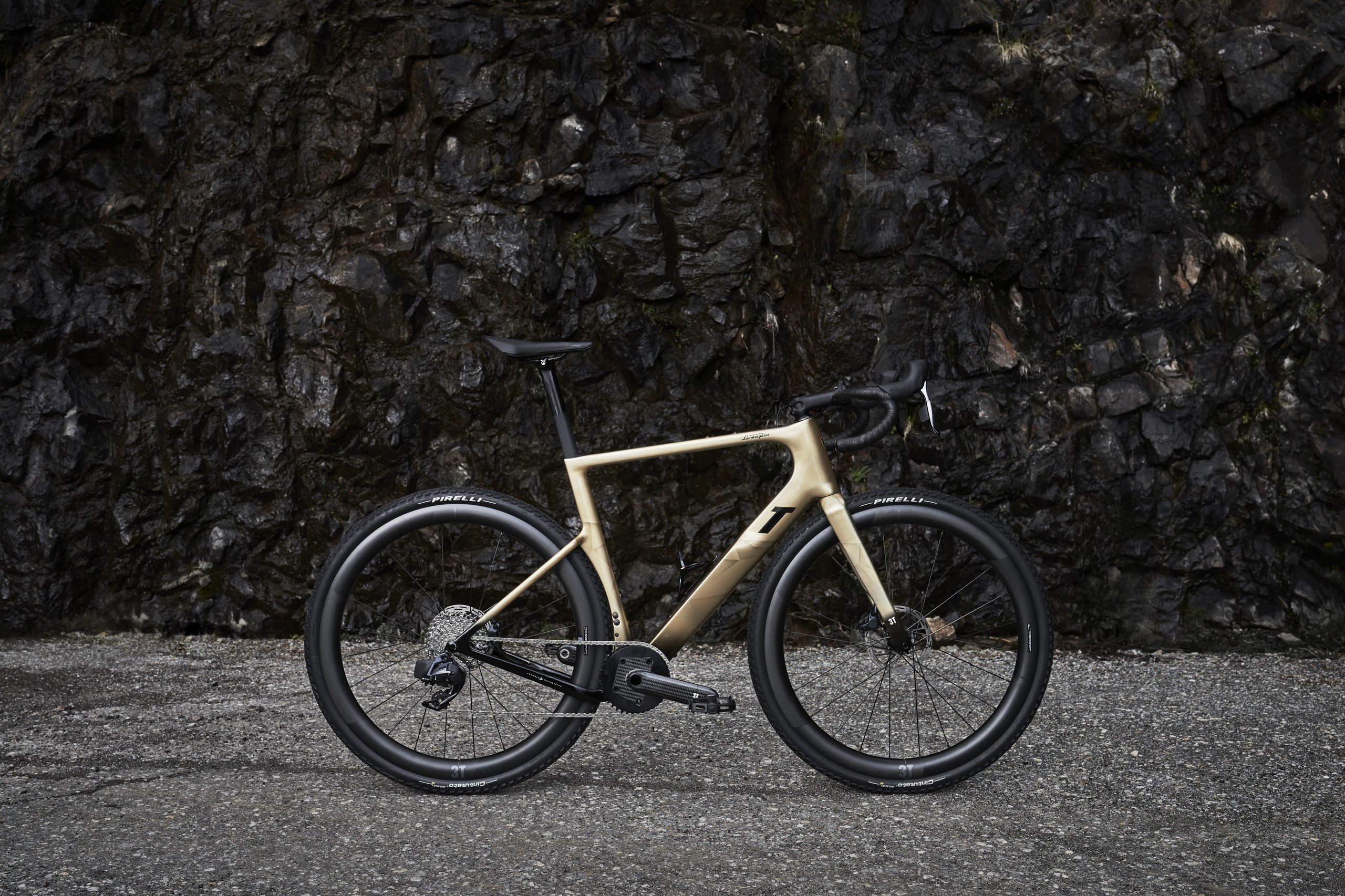 Lamborghini'S Centro Stile Designed Two New 3T Bicycles, And They Cost Less Than A Set Of Revuelto Brake Pads 21 3t automobili lamborghini bicycles racemax st draft 99891926 other 010 scaled