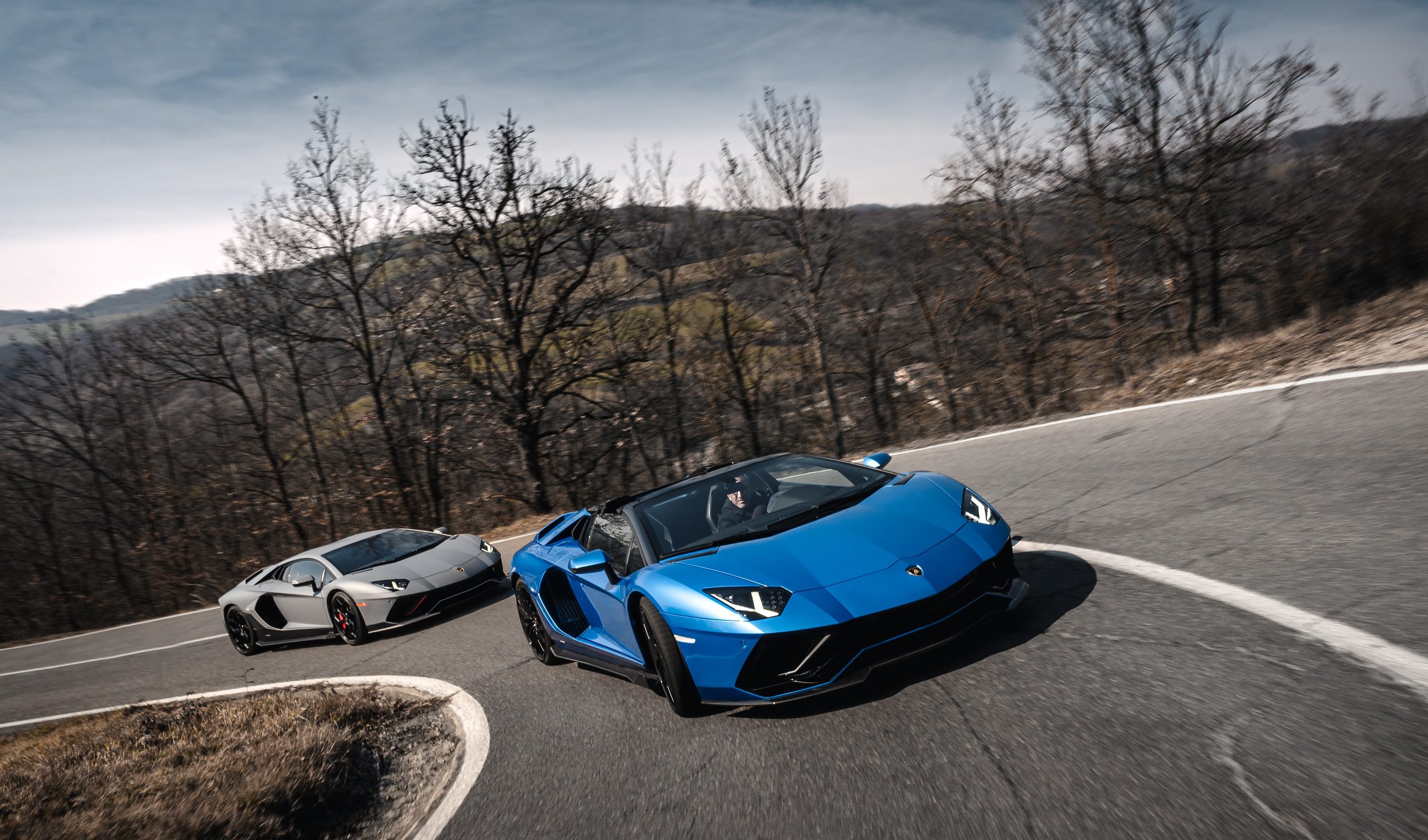 Aventador Ultimae'S Italian Farewell Drive Stages The End Of Lamborghini'S Pure V12 Era 17 Aventador ultimae farewell drive v12 era draft bdb76737 action 008 scaled