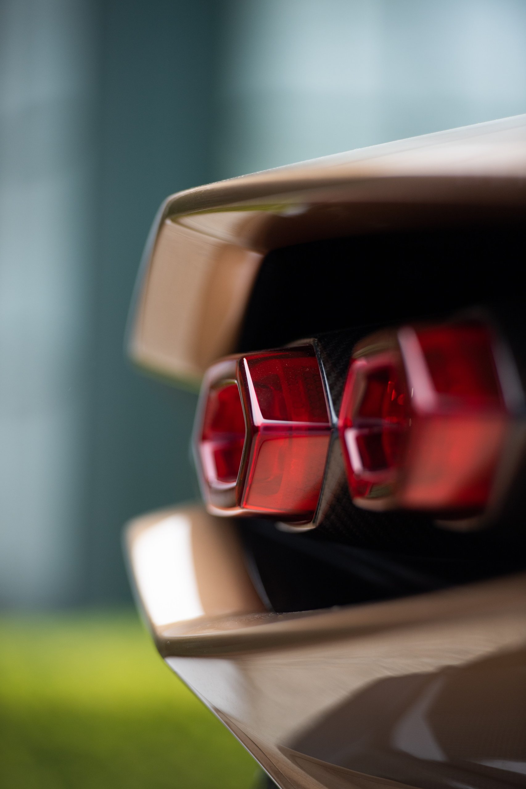 Lamborghini Handed Over Two Countach Lpi 800-4S At Monterey, And The Real Story Is What That Ceremony Signals 17 Countach lpi 800 4 monterey deliveries draft 68479fbb detail 008 scaled
