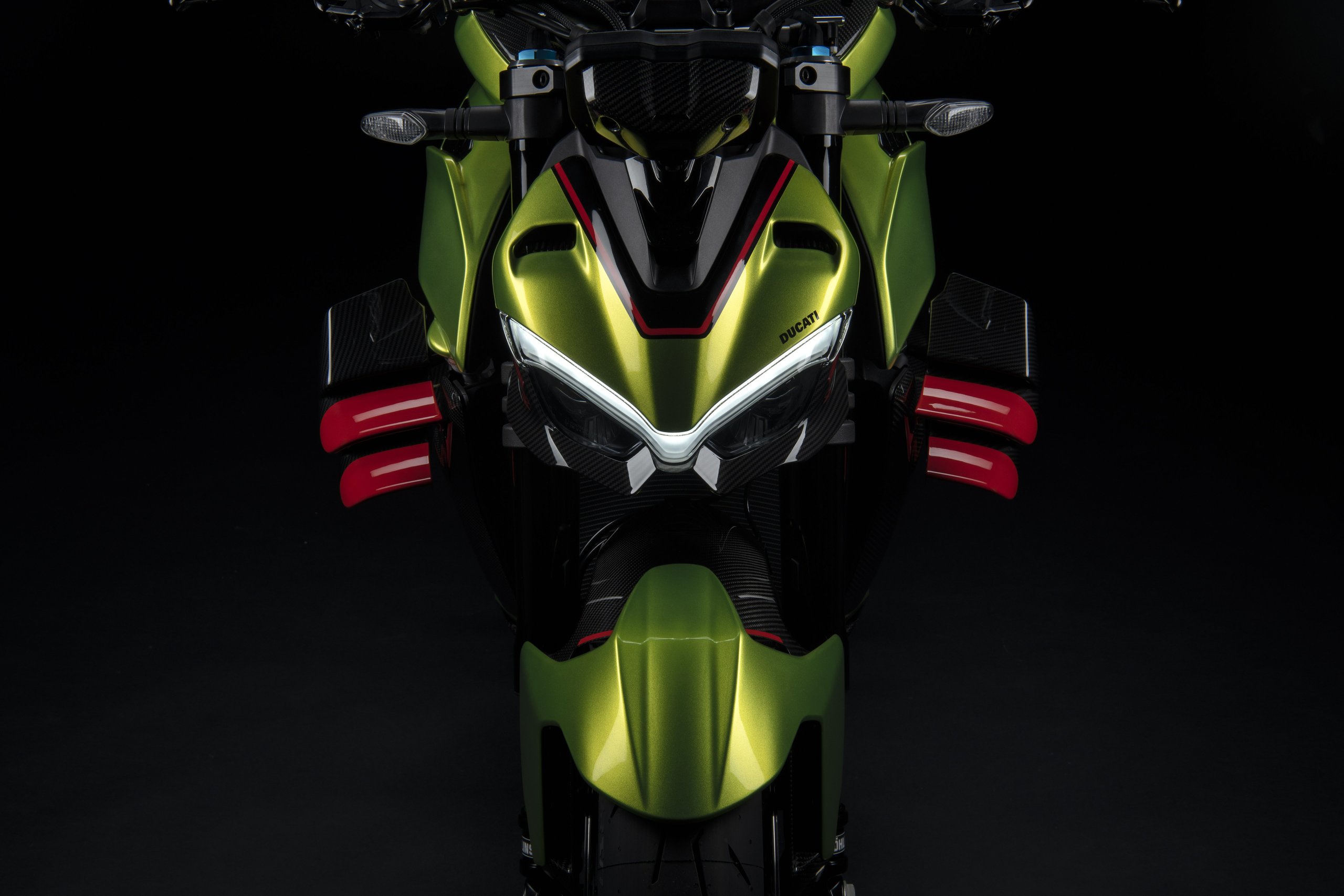 The Ducati Streetfighter V4 Lamborghini Puts The Huracán Sto In Your Garage On Two Wheels 21 Ducati streetfighter v4 lamborghini huracan s draft ffb72d9f detail 010 scaled