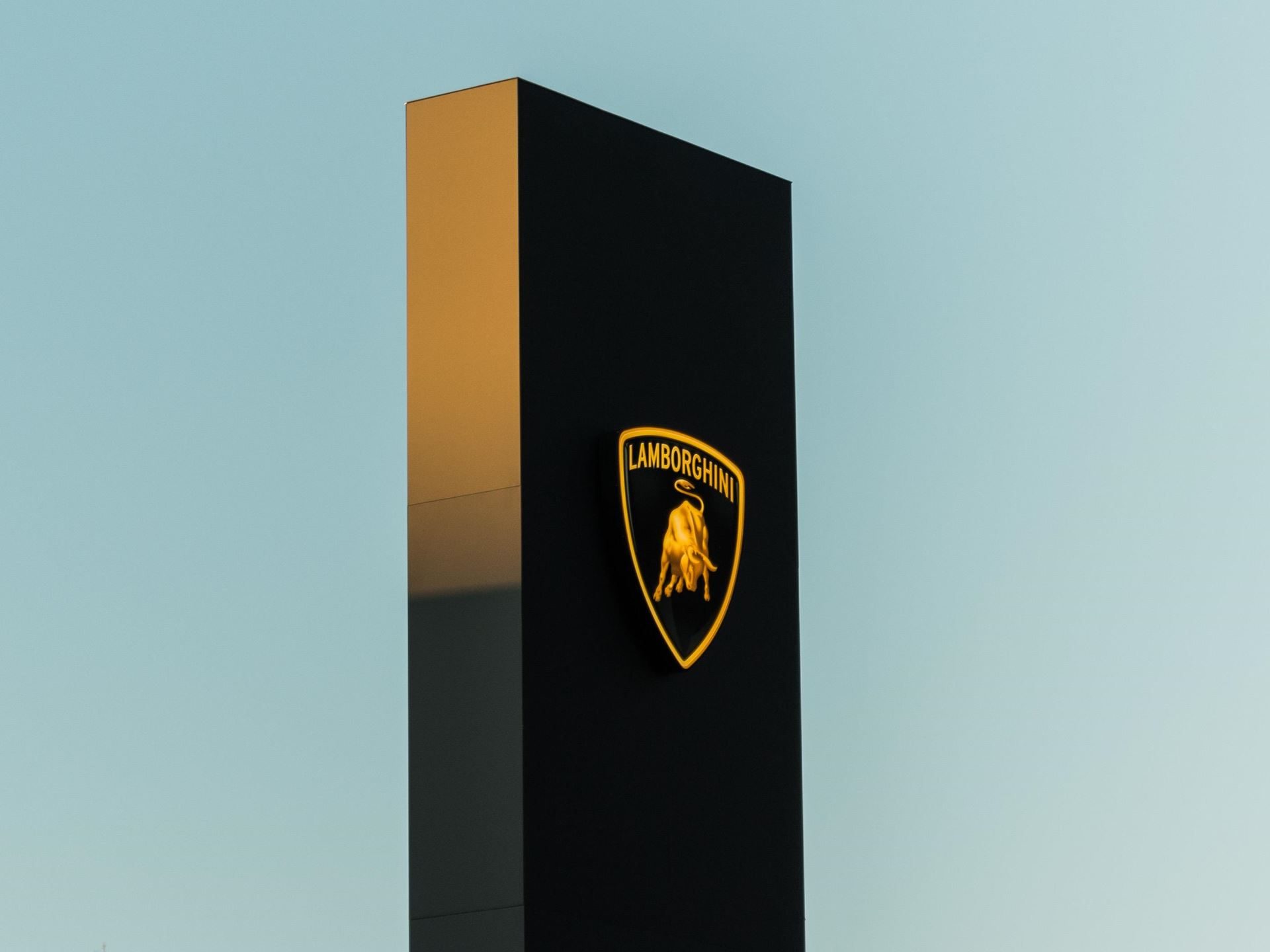 Lamborghini 2023 financial results hybrid fut draft a795650a detail 010