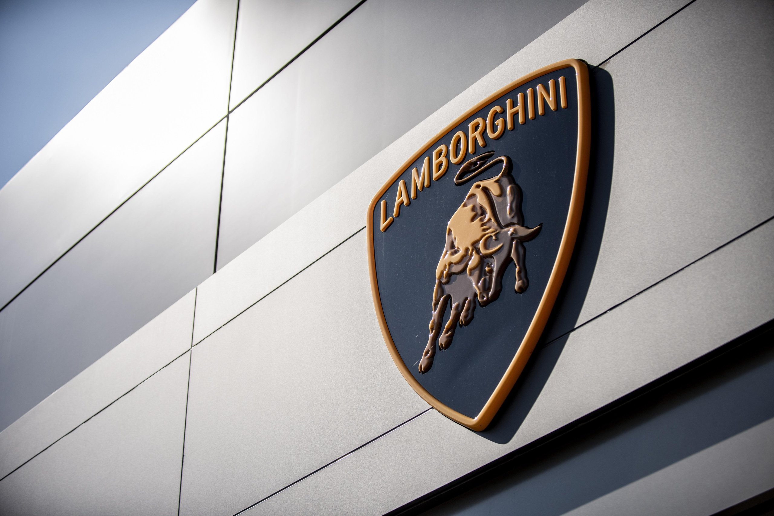Budapest Gets Its First Lamborghini Showroom, And The Revuelto Came Along To Make The Point 19 Lamborghini budapest showroom revuelto premie draft d50606e7 detail 009 scaled