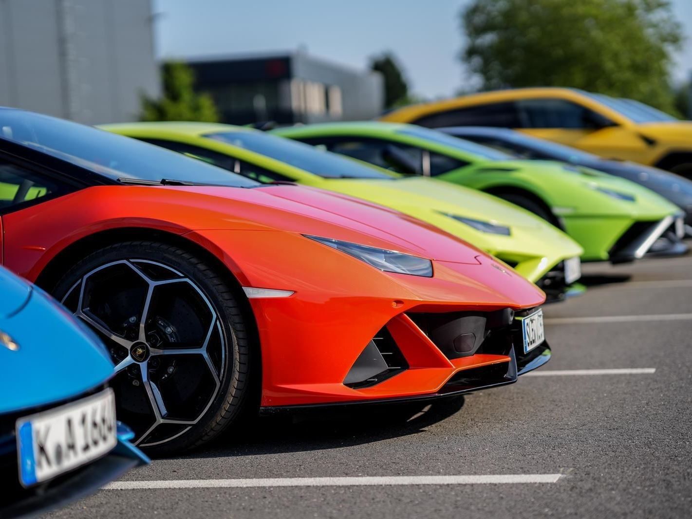 Lamborghini'S New Cologne Showroom Puts The Urus Se Center Stage For Germany'S Hybrid Era 15 Lamborghini cologne dealership urus se draft ab94c164 exterior 007