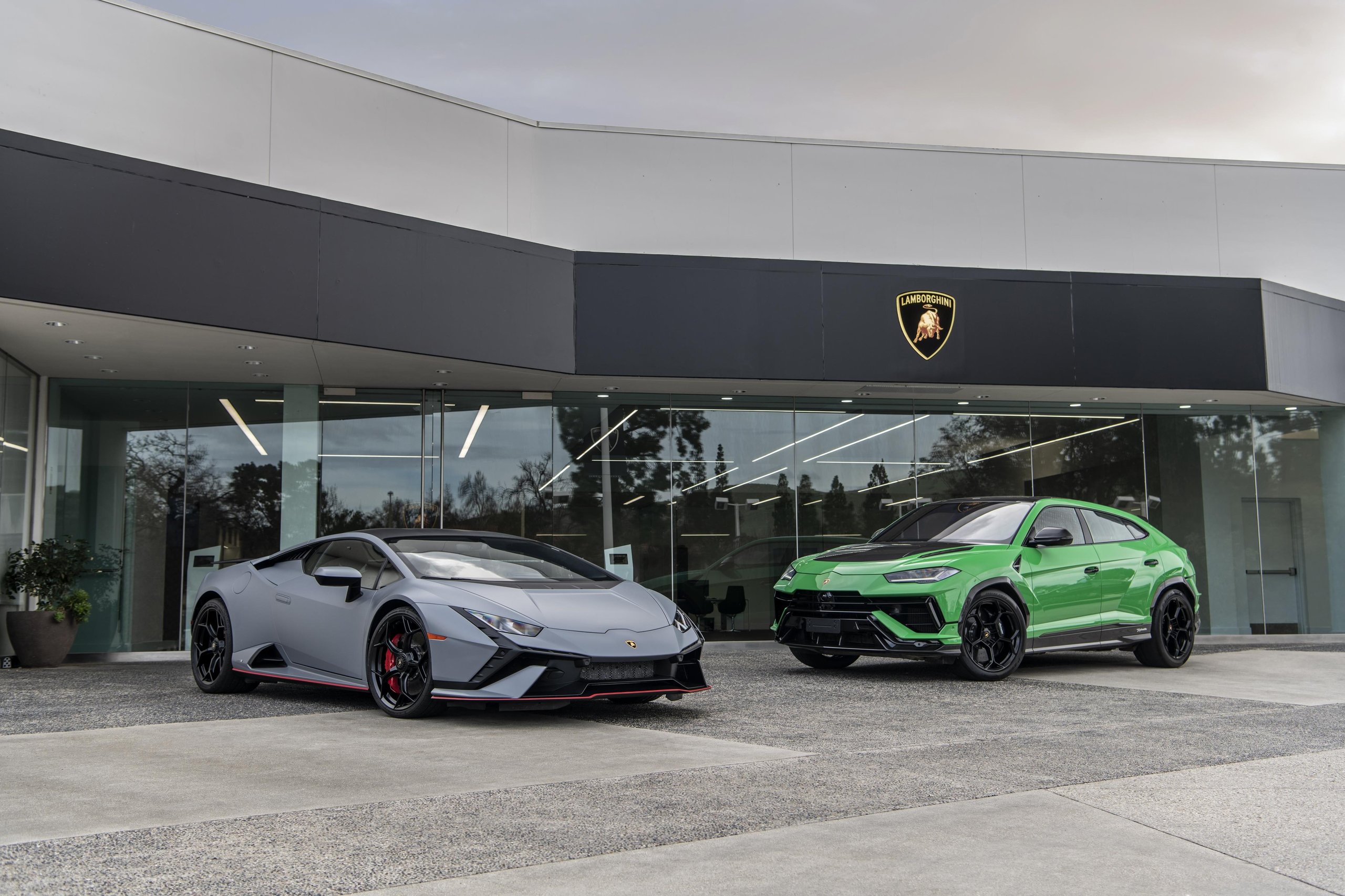 Six New U.s. Dealerships And Record Sales: How Lamborghini Built The Stage For Its Hybrid Era 19 Lamborghini dealer openings record us sales 2 draft dbd74c46 other 009 scaled