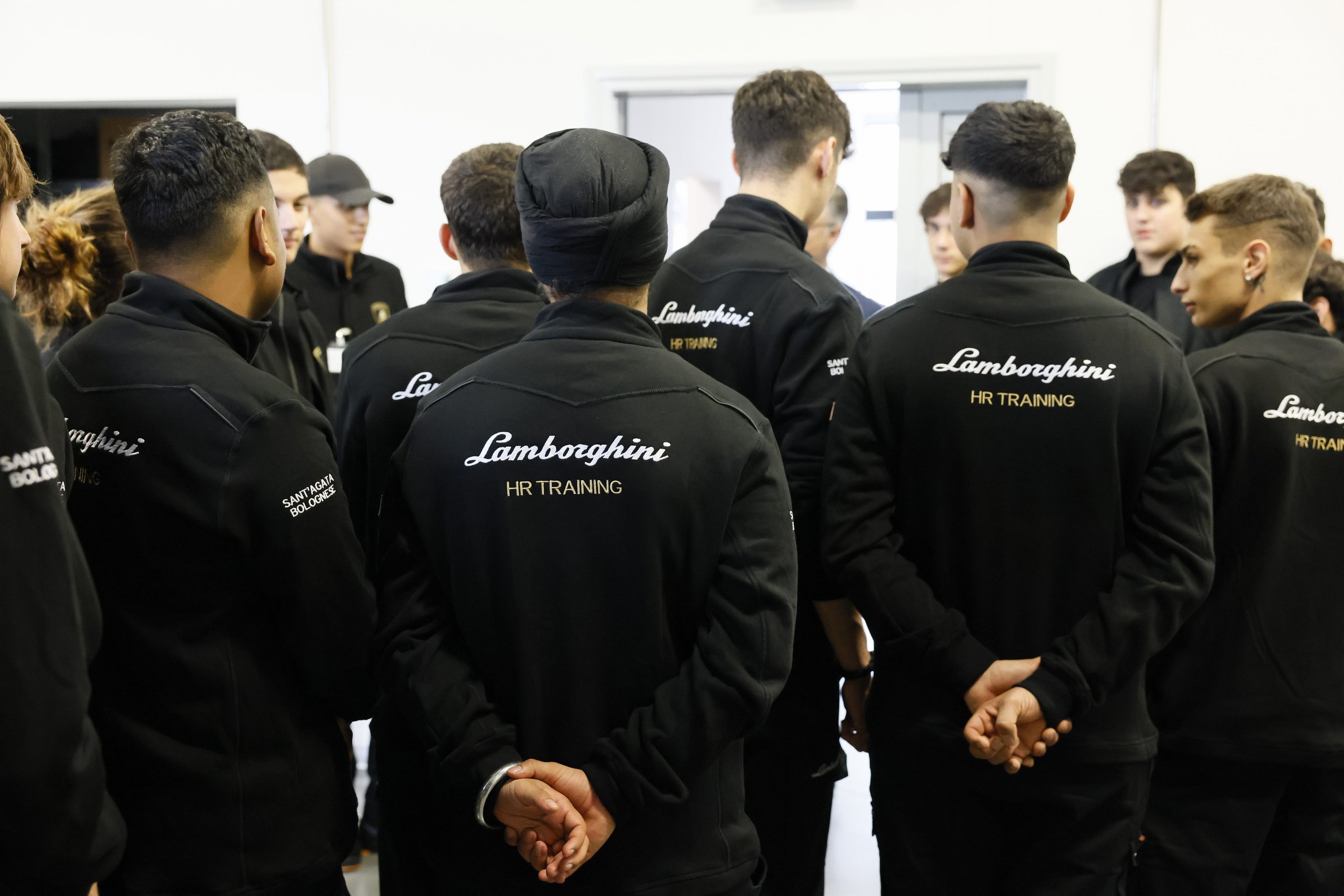 Inside Lamborghini'S Desi Program, Where 24 Students Train To Build Supercars 23 Lamborghini desi education program technician draft 58e388ec event 011 scaled