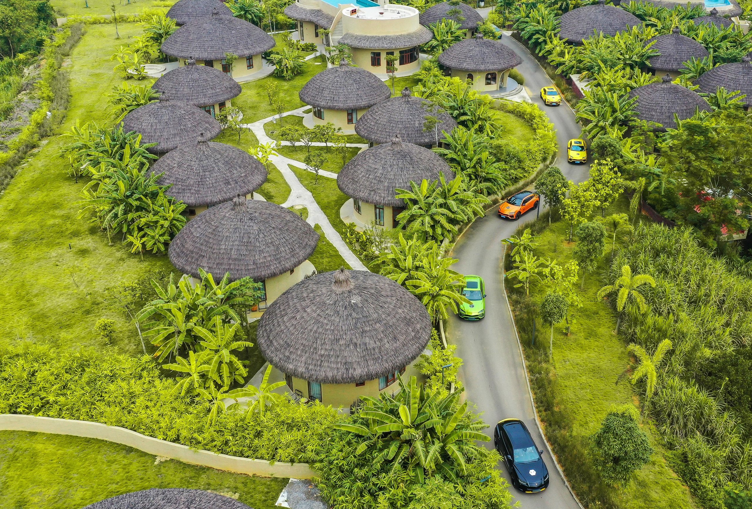 1,100 Kilometers Through Karst Country: How Lamborghini Turned Southern China Into A Rolling Showroom 29 Lamborghini esperienza giro china 2022 record draft 2434a262 action 014 scaled
