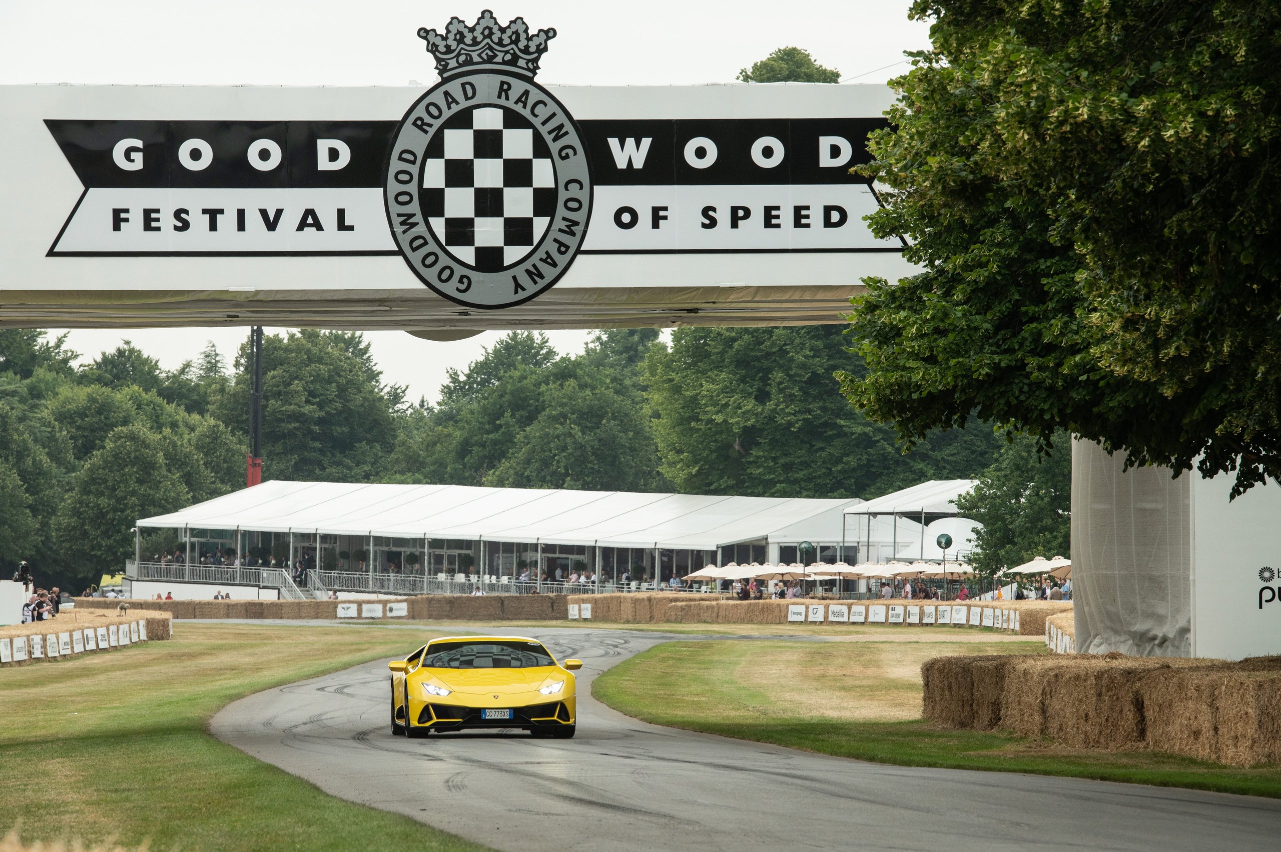 Lamborghini'S Goodwood Farewell: Why Sant'Agata Staged A Last Call For Naturally-Aspirated Power In Front Of 450 Owners 13 Lamborghini goodwood naturally aspirated fare draft bd3fc984 action 006 scaled