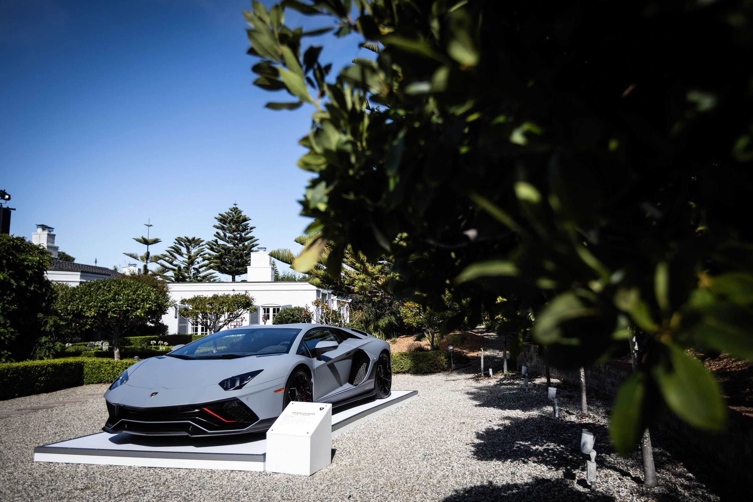 Inside Lamborghini'S Lounge Monterey: Where The Urus Performante Debut Became A Masterclass In Selling A Lifestyle 21 Lamborghini lounge monterey 2022 urus perform draft 0e113081 exterior 010 scaled
