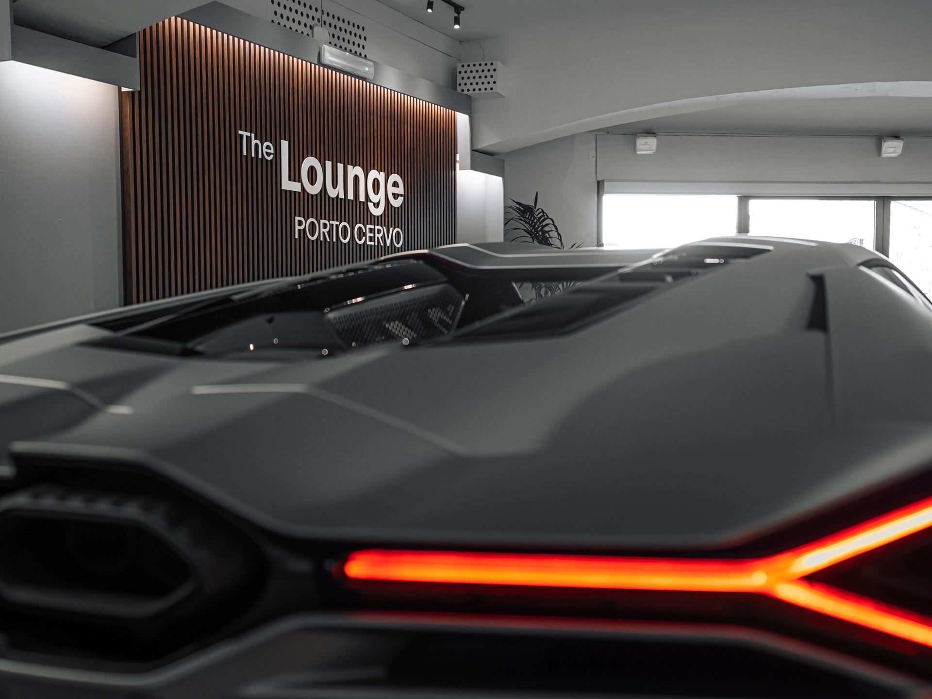 Lamborghini'S Porto Cervo Lounge Returns For A Sixth Summer As A Seaside Brand Hub 25 Lamborghini lounge porto cervo sixth summer draft 650c7de7 exterior 012