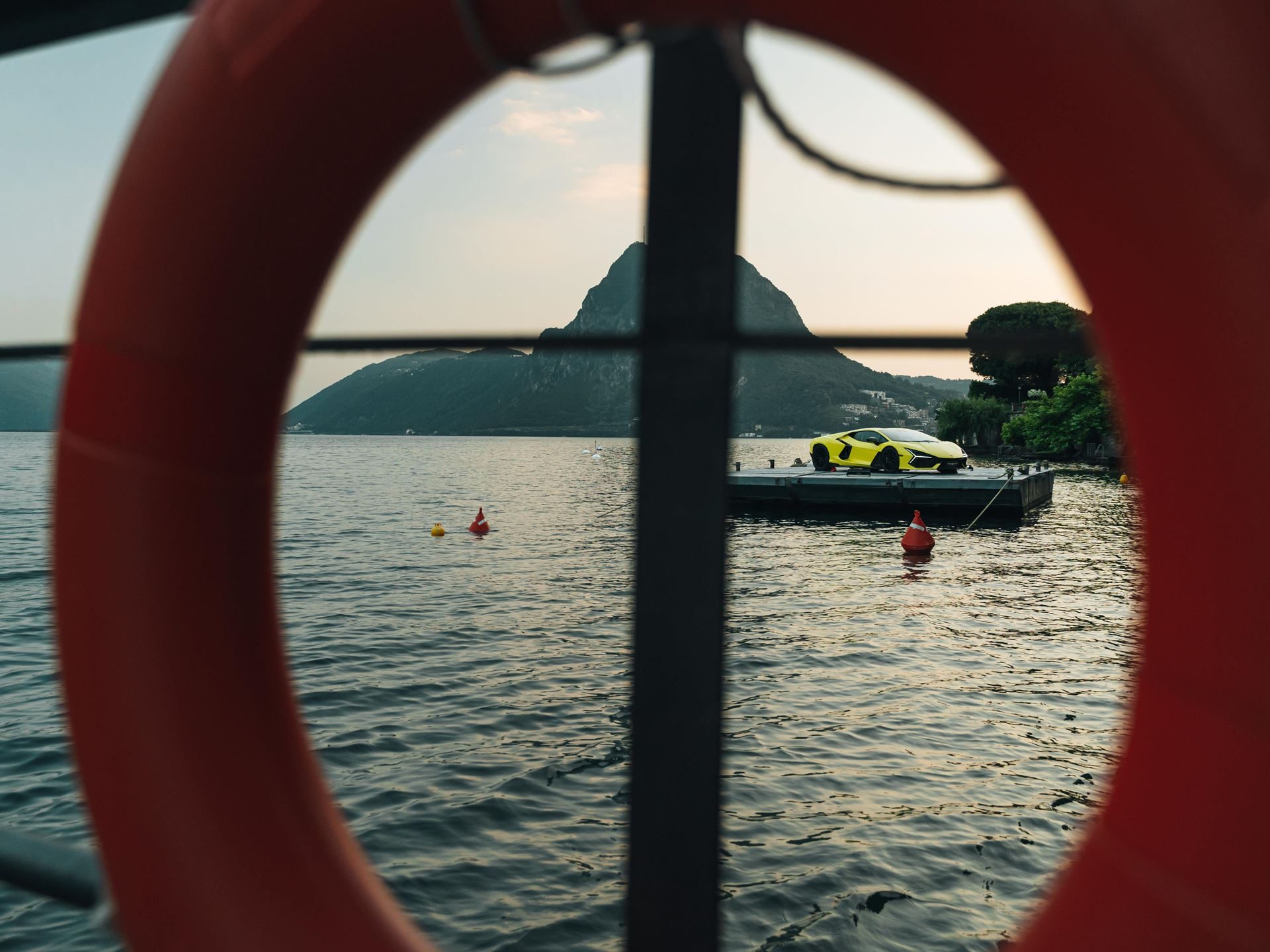 Lamborghini Lugano Turned Its First Birthday Into A Lakeside Stage For The Urus Se'S Swiss Debut 19 Lamborghini lugano urus se swiss launch draft f563df32 exterior 009