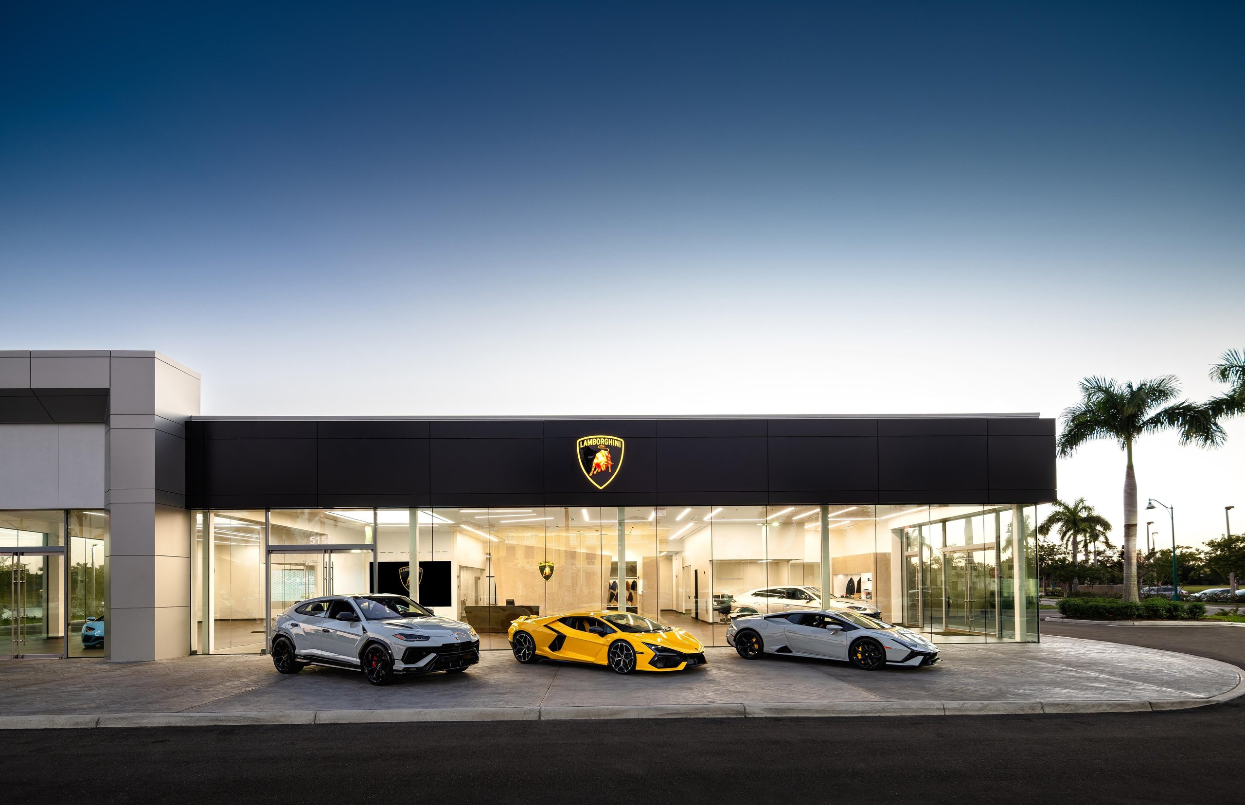 Lamborghini Naples: Why Florida'S Sixth Showroom Tells A Bigger Story About The Brand'S Us Ambitions 13 Lamborghini naples showroom revuelto debut draft 5edb1af2 exterior 006 scaled
