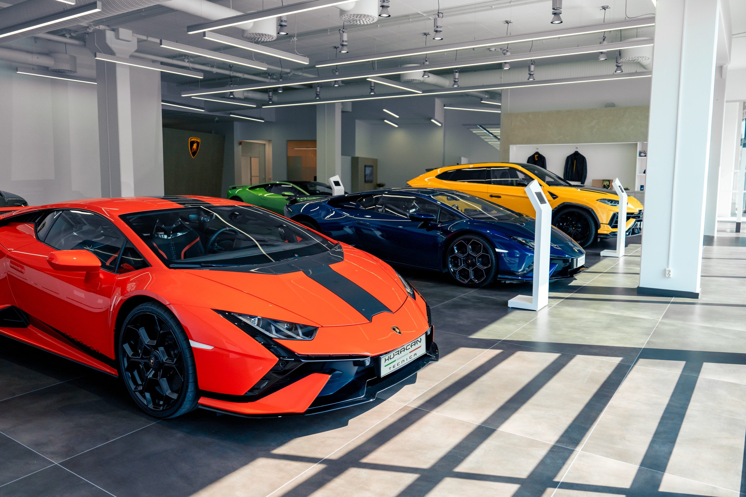 Lamborghini Oslo: Why Norway'S First Showroom Paired A V12 Hybrid Flagship With Frank Sinatra'S Miura 21 Lamborghini oslo showroom revuelto premiere draft 856233a5 exterior 010 scaled