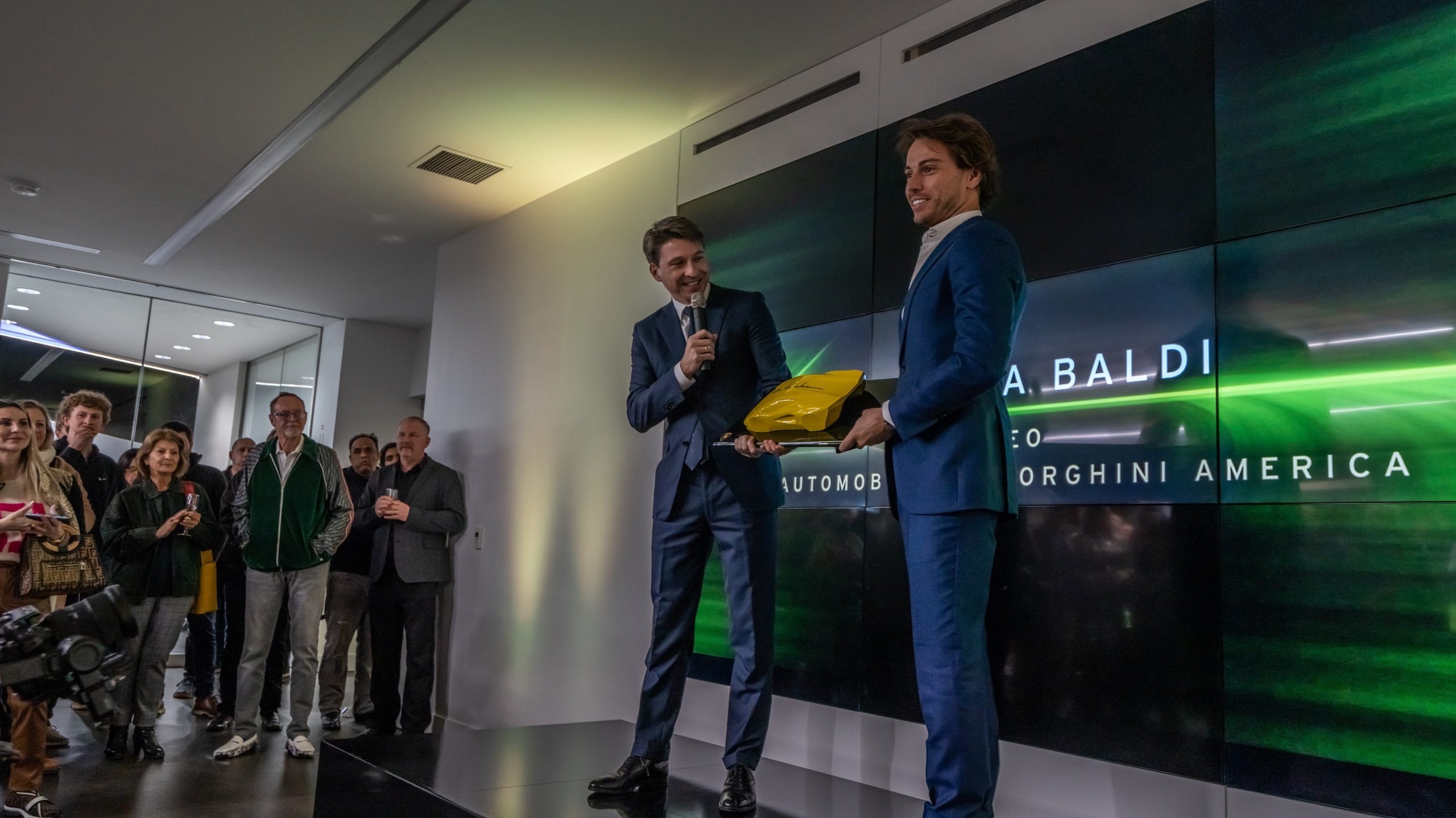 California And Florida Drive Lamborghini'S Record 2022 U.s. Sales As Two Showrooms Debut A New Retail Identity 21 Lamborghini record us sales 2022 new showroom draft f54c4a65 event 010 scaled