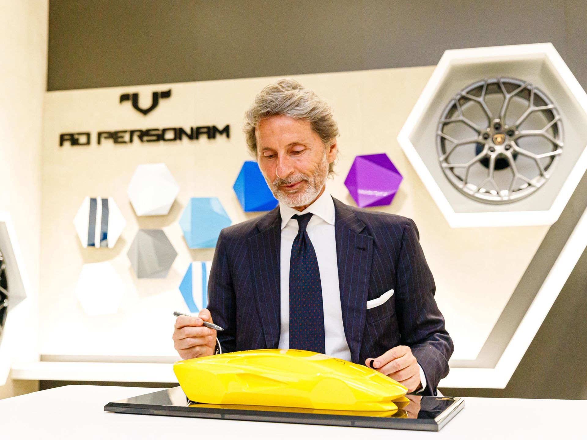 Lamborghini Opens Its First São Paulo Showroom With The Sterrato'S South American Debut, Laying The Ground For A Hybrid Future 13 Lamborghini sao paulo showroom huracan sterra draft 915a9928 other 006