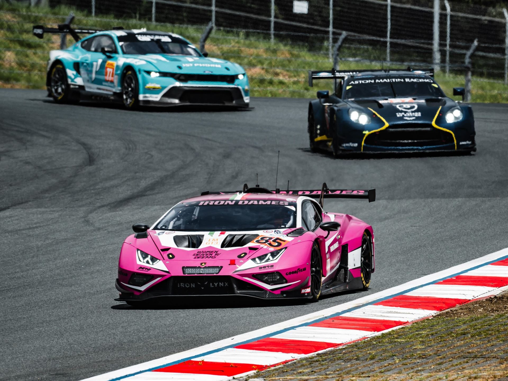 Lamborghini Sc63 Earns First Hyperpole At Fuji, Then A Drivetrain Failure Ends The Story Early 7 Pink iron dames lamborghini huracán gt3 evo2 leading two competitor cars on the fuji race circuit