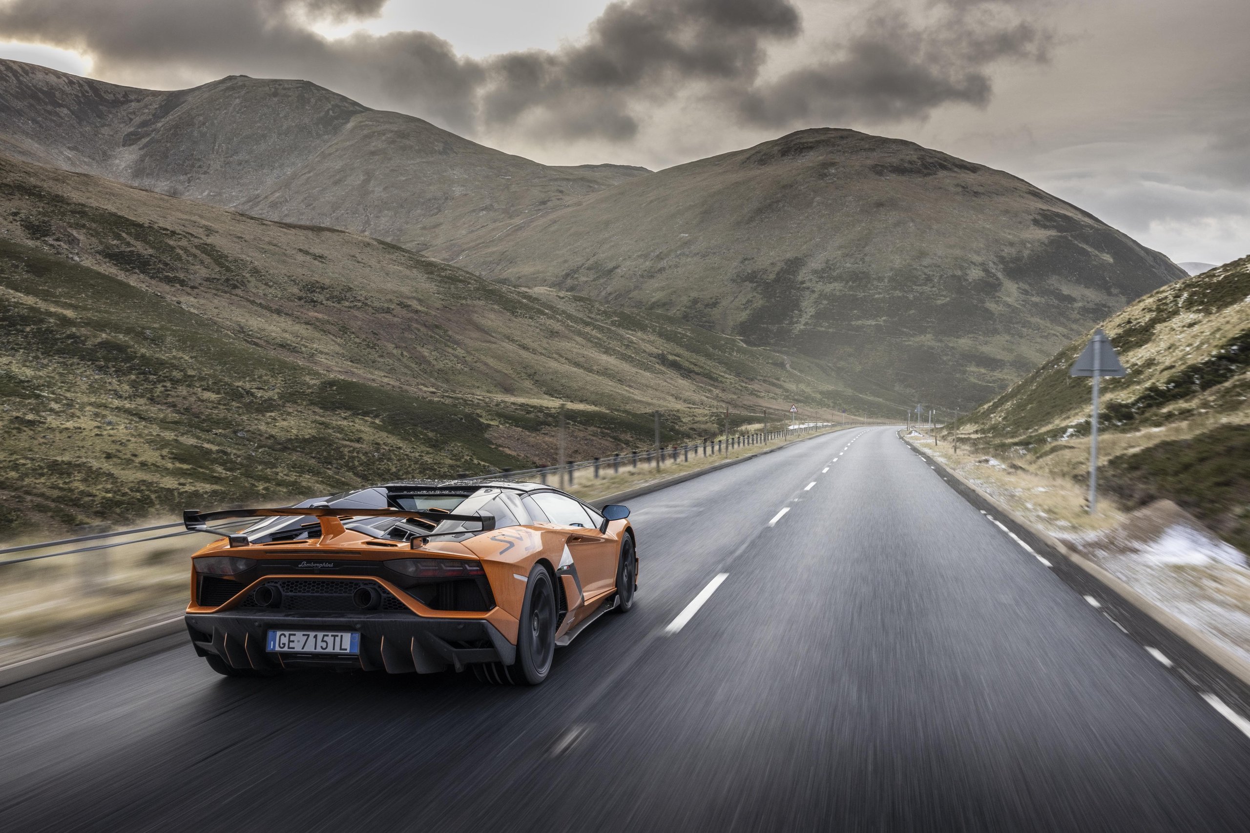 Lamborghini Sent Its Entire Lineup Into The Scottish Highlands, And The Real Destination Was The Stars 27 Lamborghini scottish cairngorms cor tauri tou draft f57b82a2 action 013 scaled