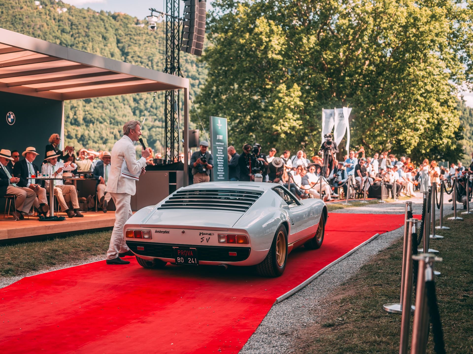 Lamborghini showroom poole uk opening draft 582bba5c event 004