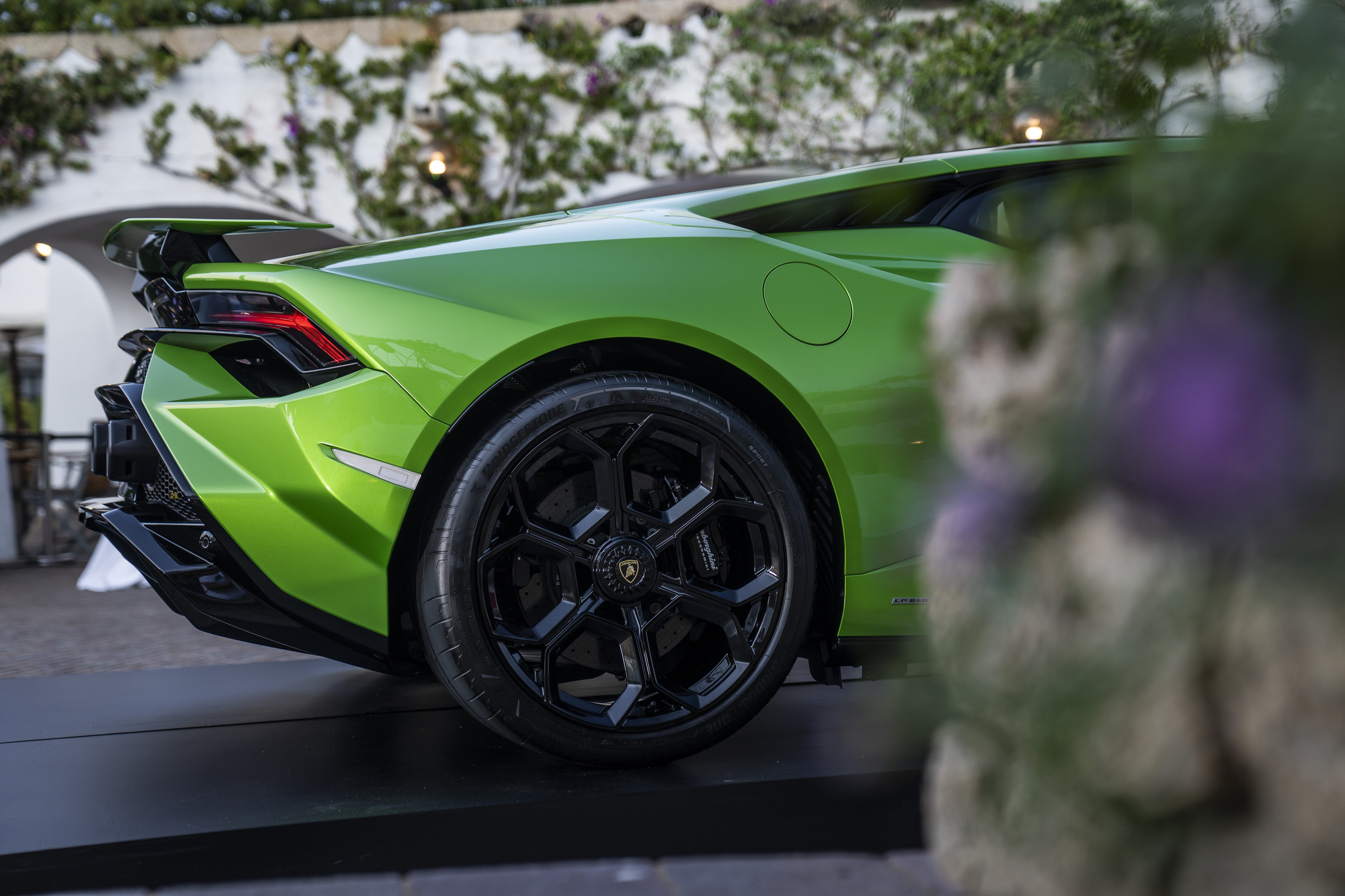 Inside Lamborghini'S Sardinia Summer Dinner, Where The Huracán Tecnica Met A 60-Knot Yacht 19 Lamborghini summer dinner poltu quatu sardini draft d40ac07b exterior 009
