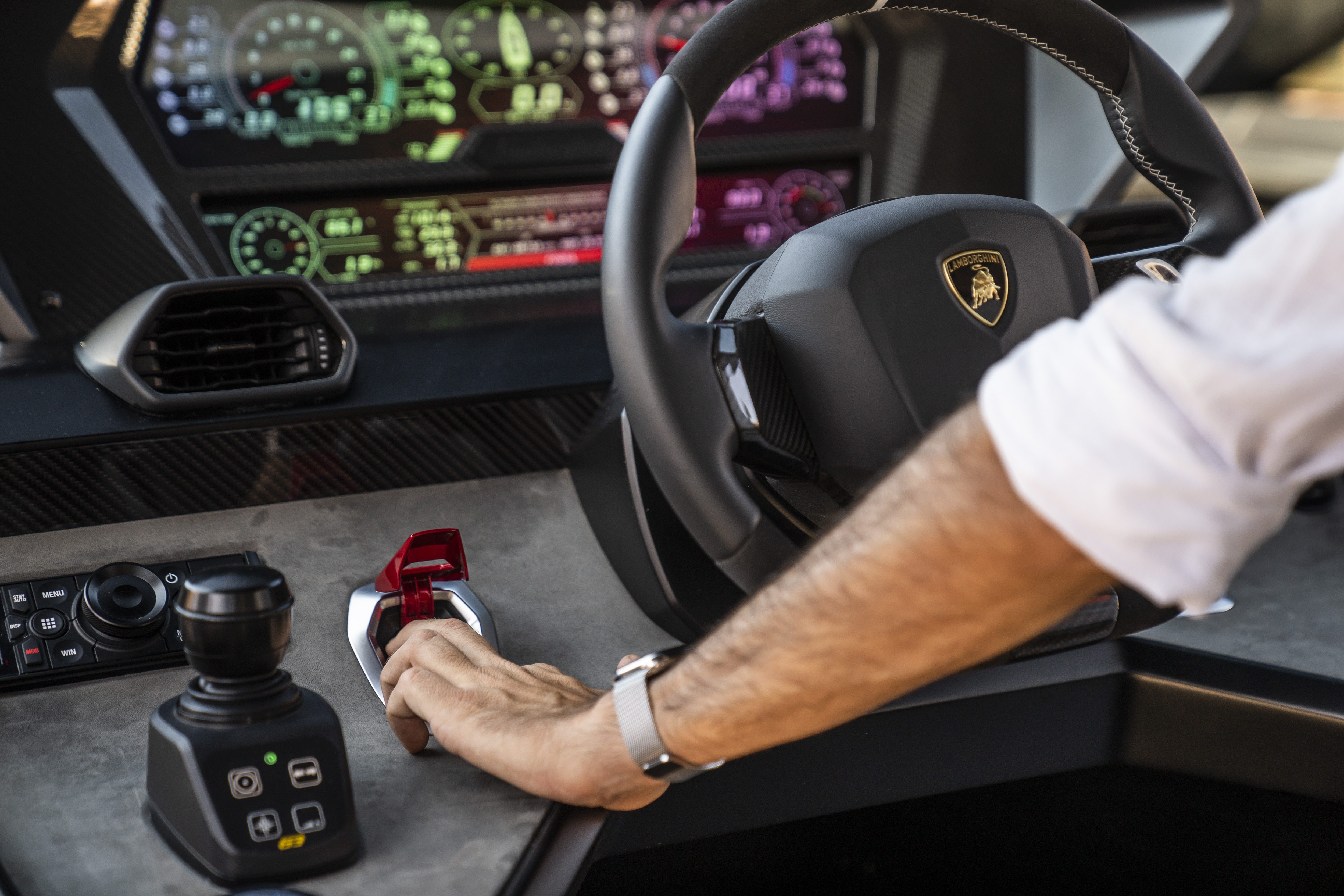 Inside Lamborghini'S Sardinia Summer Dinner, Where The Huracán Tecnica Met A 60-Knot Yacht 25 Lamborghini summer dinner poltu quatu sardini draft d40ac07b interior 012