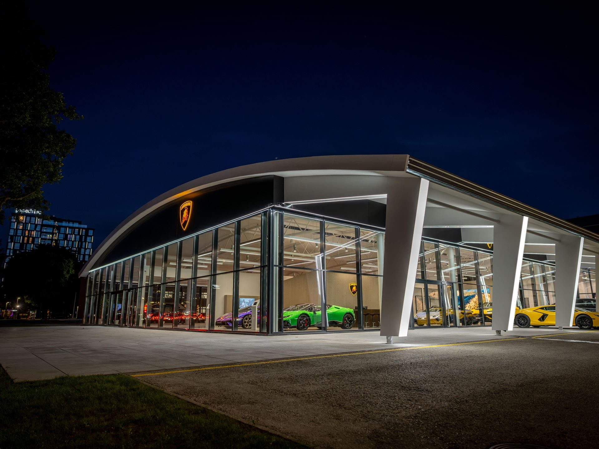 Lamborghini Tallinn'S New Showroom Pairs A Choir, A Diablo, And The Urus Se To Sell Its Hybrid Future 25 Lamborghini tallinn new showroom opening draft 8ddb7f60 exterior 012