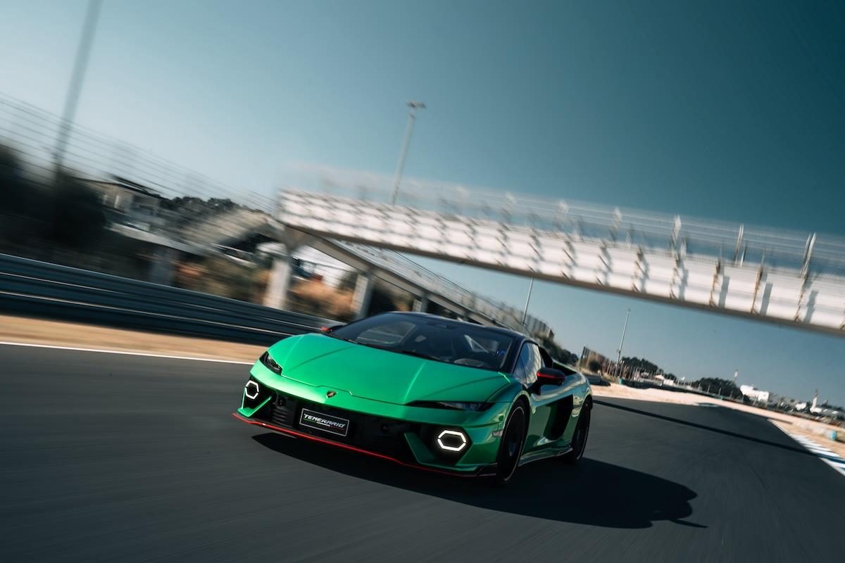 Fifteen Days At Estoril: What Lamborghini'S Temerario Launch Reveals About Its Hybrid Ambitions 29 Lamborghini temerario estoril driving launch draft 2c4756ee action 014