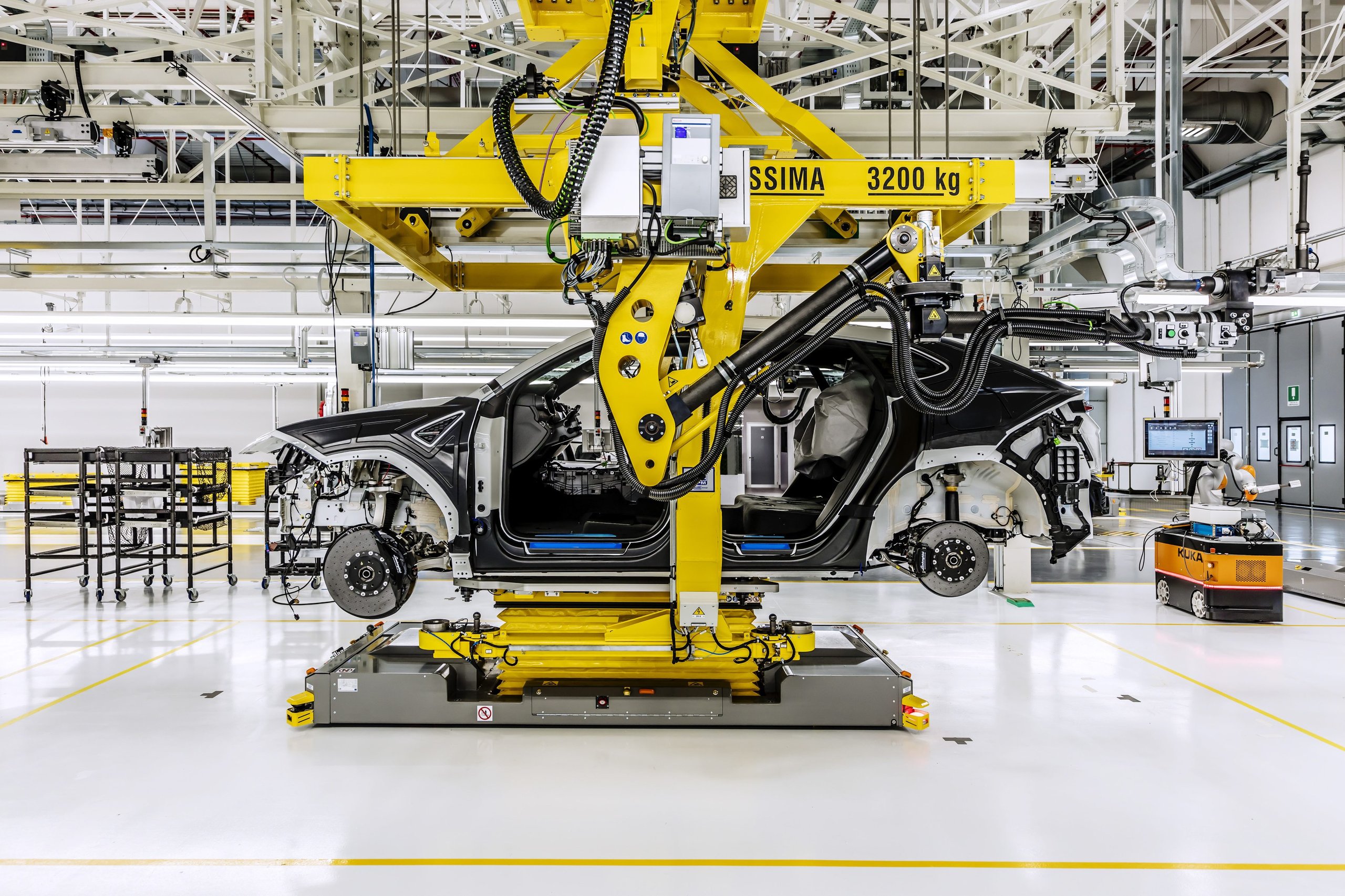 20,000 Urus Units In Four Years: How Lamborghini'S Bestseller Doubled The Entire Company 3 A partially assembled lamborghini urus body on the robotic production line at sant'agata bolognese