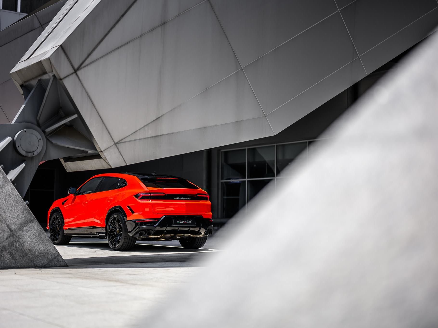 Lamborghini Brings The 800 Cv Urus Se To Bangkok, Pairing Plug-In Hybrid Power With Southeast Asian Ambition 25 Lamborghini urus se bangkok launch draft 0ac8c1f8 exterior 012